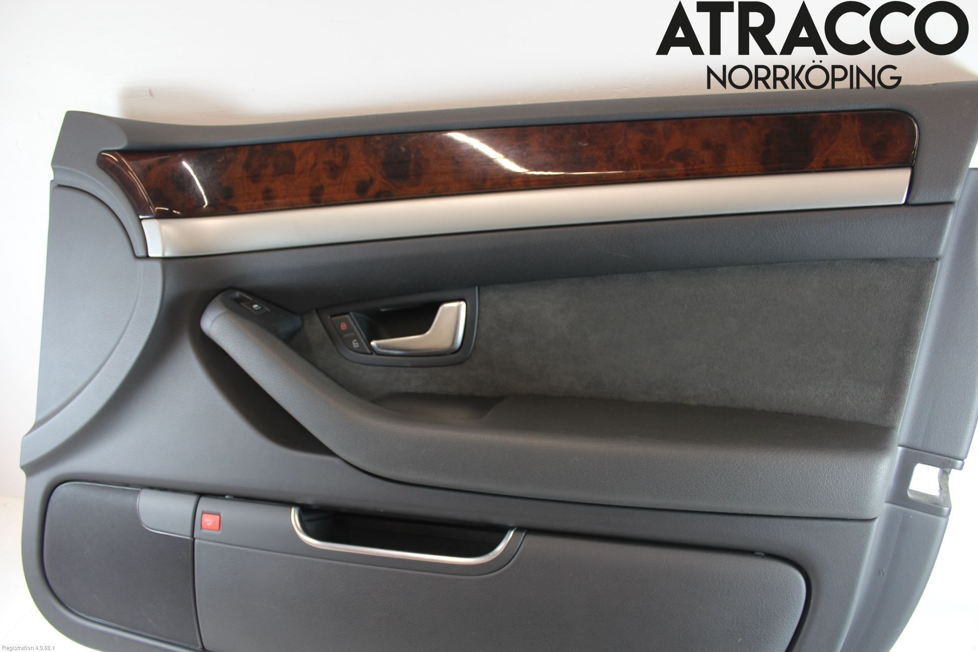 Audi A8/S8 4E  02-09 Dörrklädsel Hö