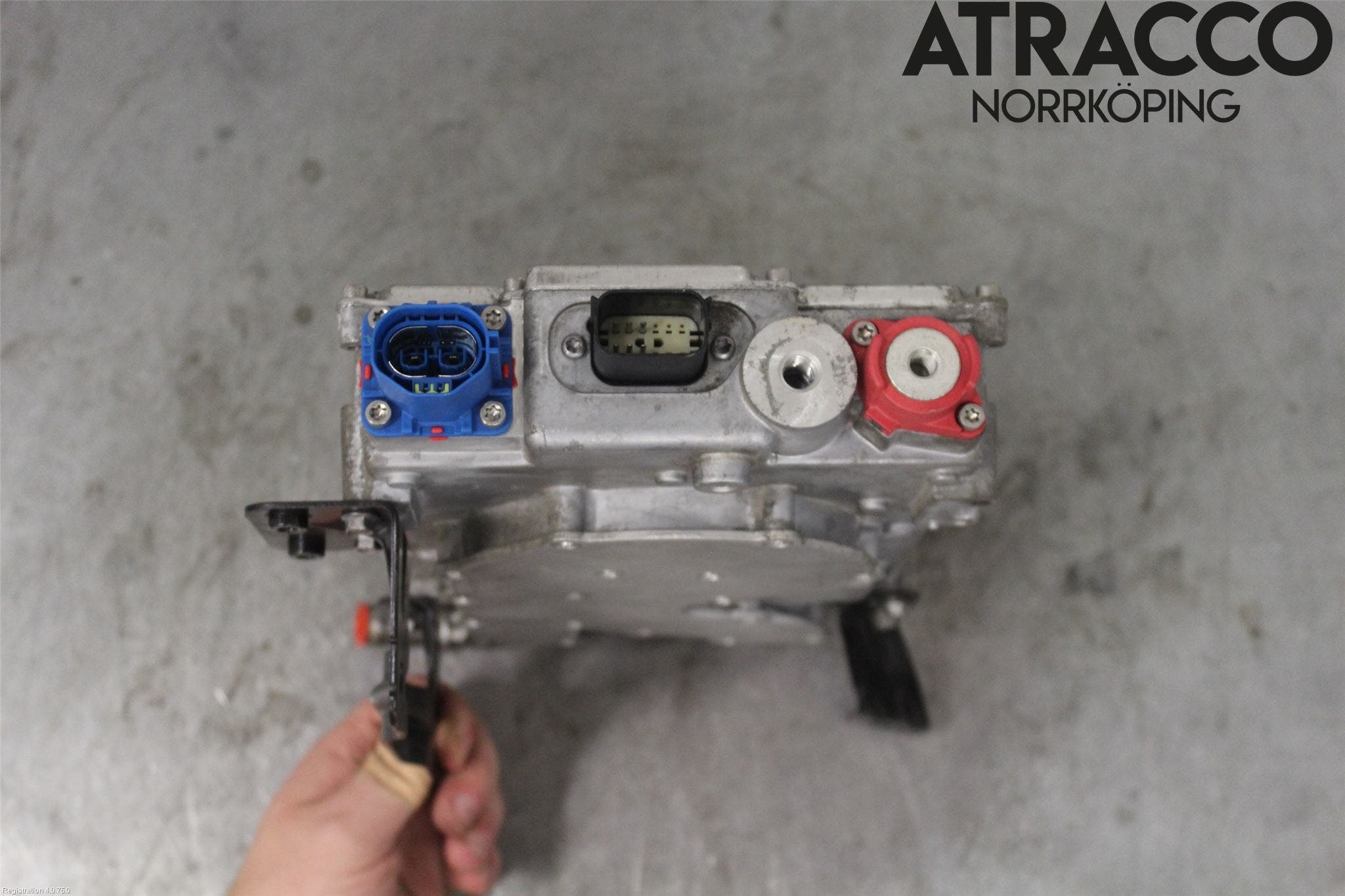 Tesla MODEL S 13- Converter