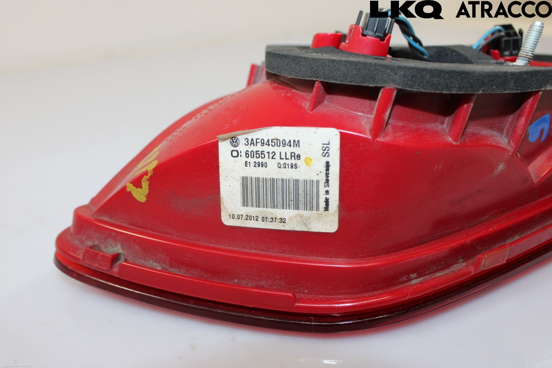 Volkswagen VW PASSAT 11-14 Bakljus Lucka Hö