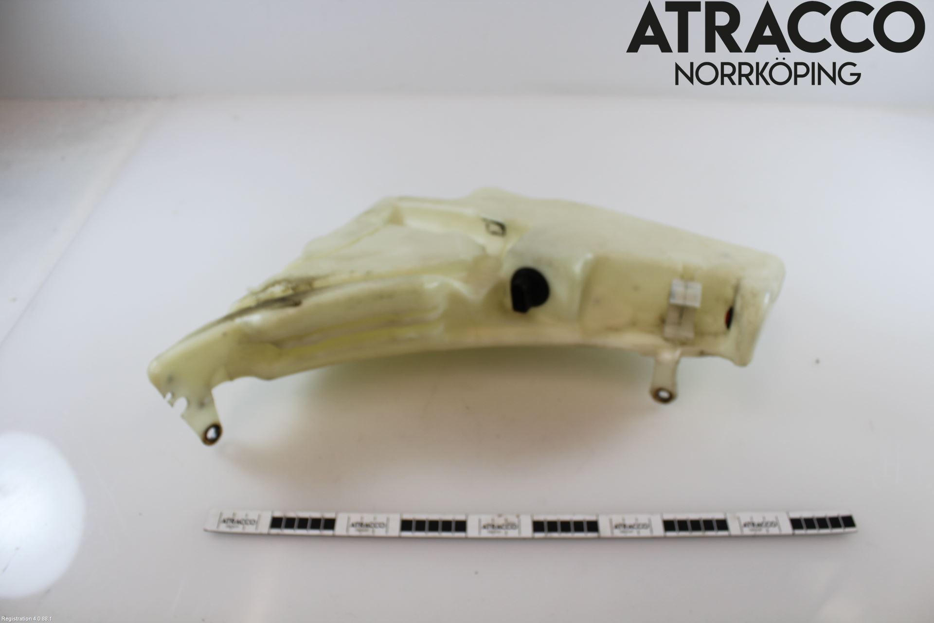 Audi A4/S4 08-11 Spolartank Vindruta-Strål