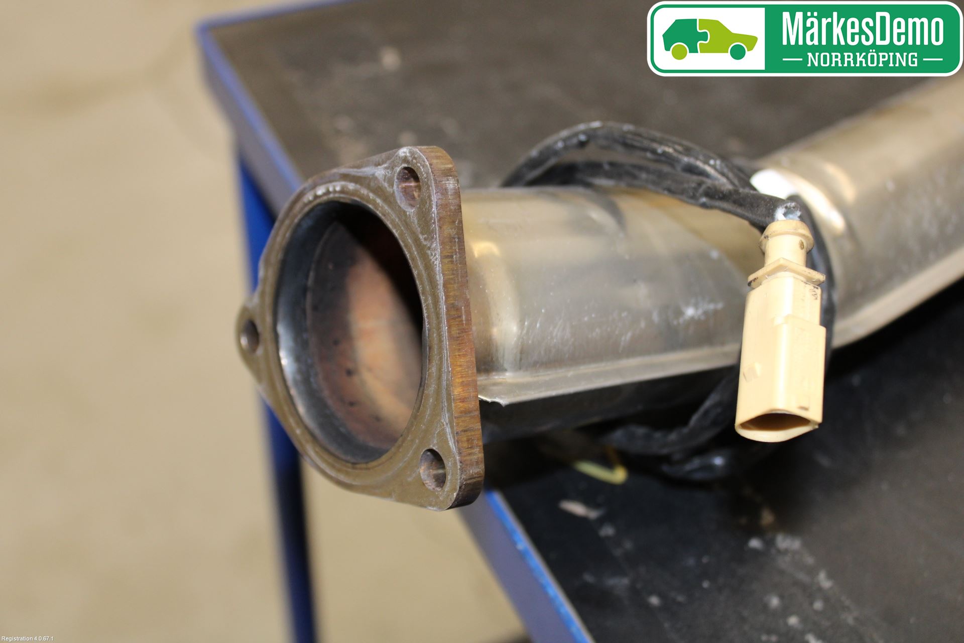 Audi A4/S4 B9 20- Avgas Främre Rör