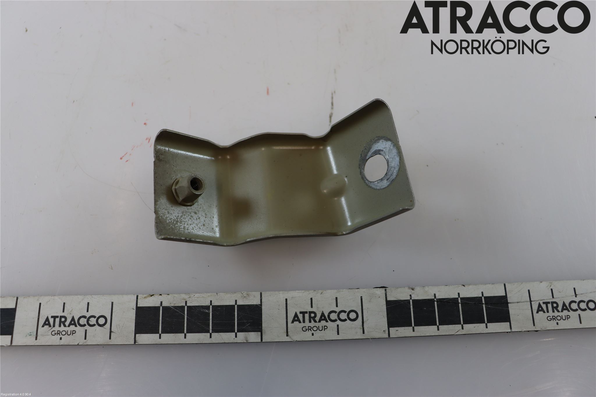 Audi E-TRON, S GE 19- Skärmfäste Fram Vä