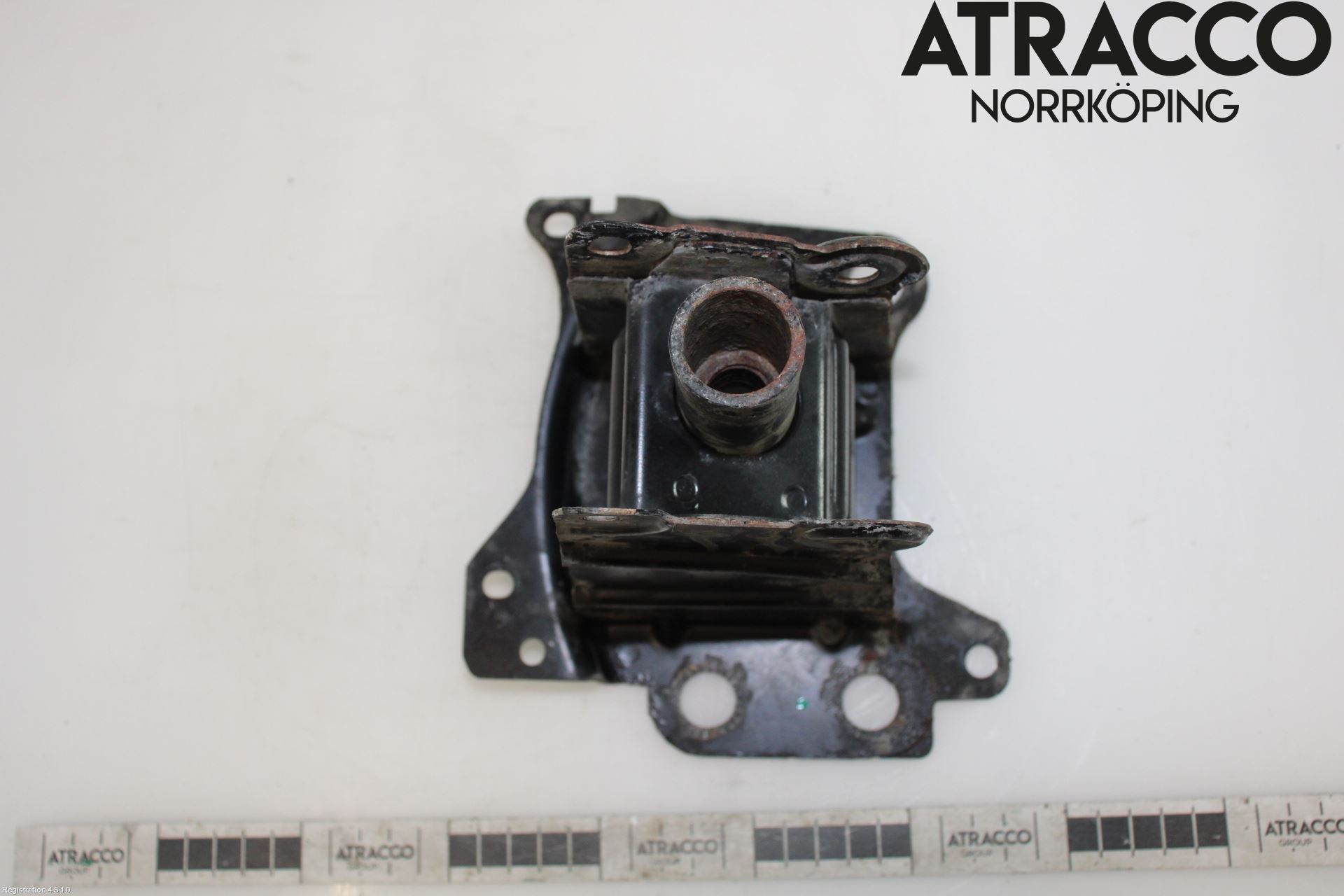 Audi A3/S3 05-13 Stötfångarbärjärn Fram