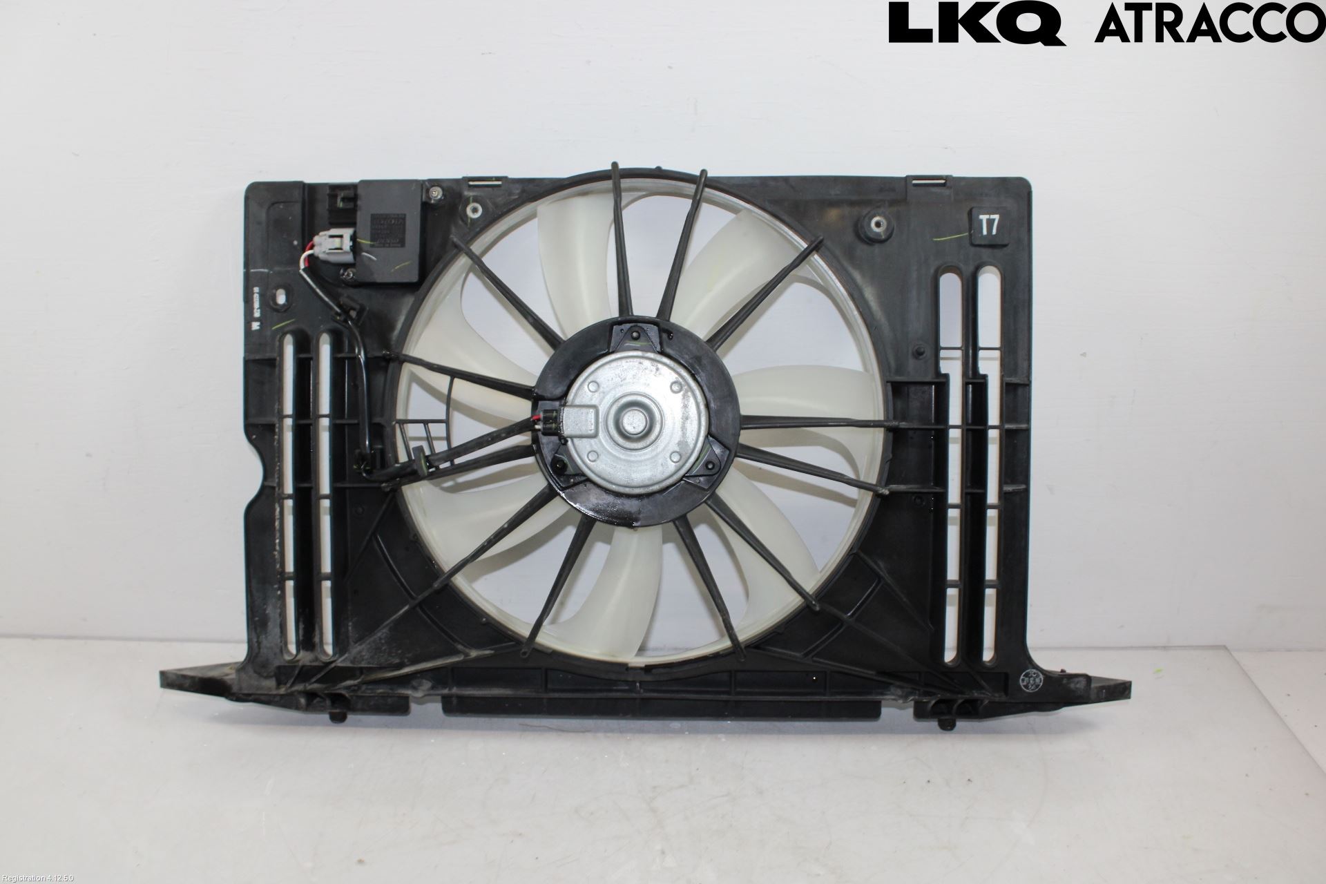 Toyota VERSO 09-18 Kylfläkt El
