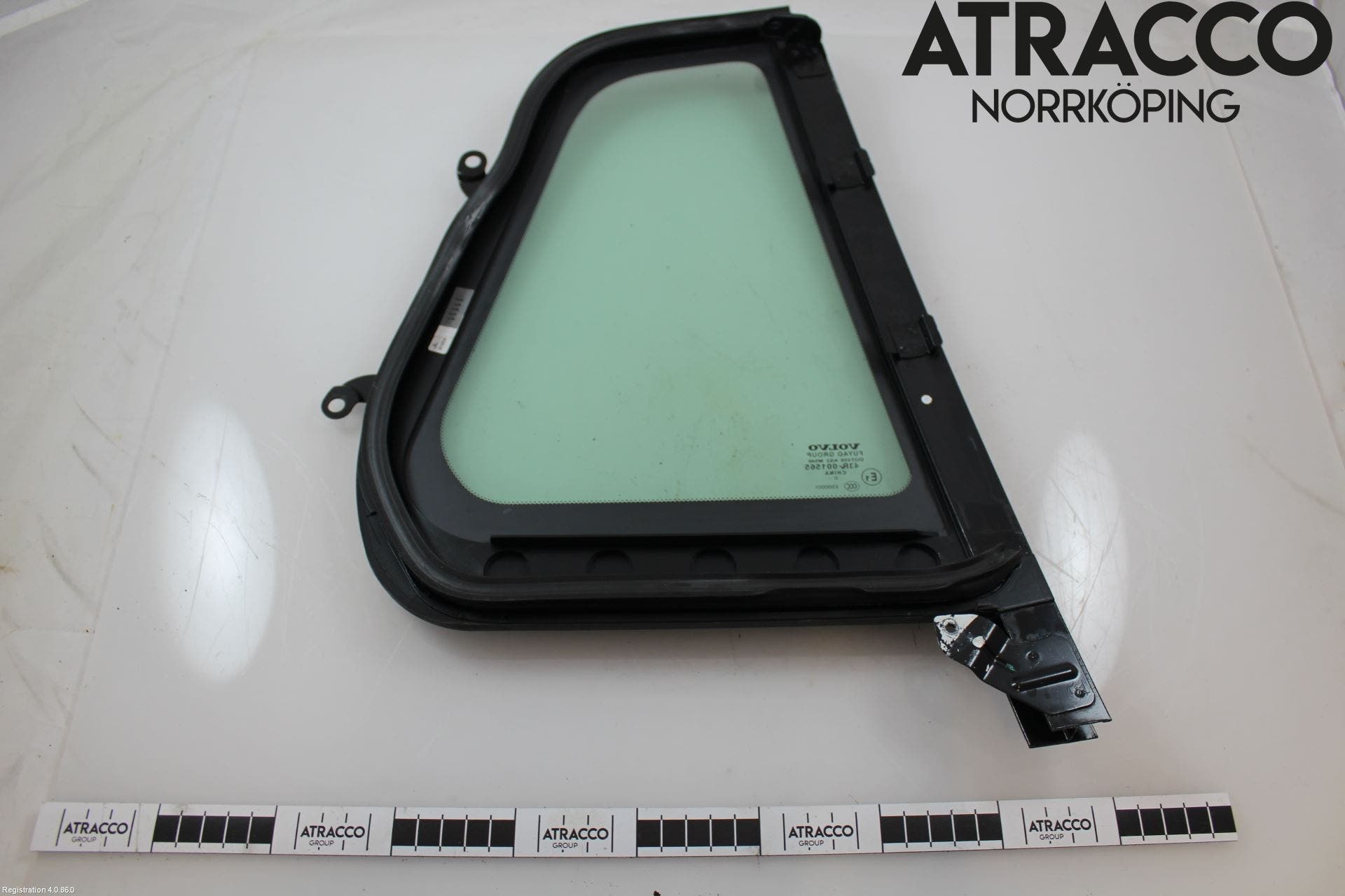 Volvo V60 11-13 Dörruta Bak Lilla Vä