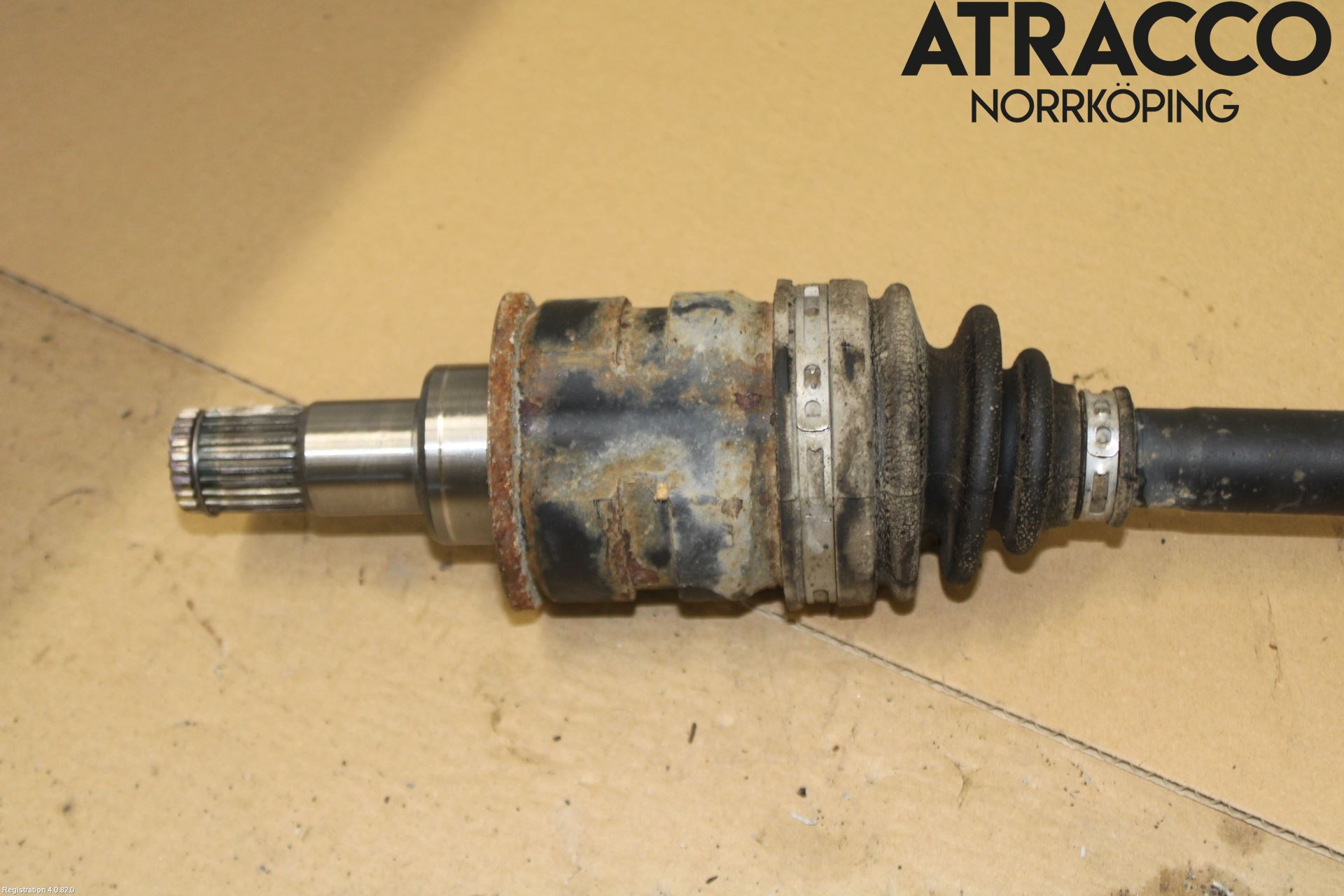 Toyota RAV4 19- Drivaxel Bak Höger