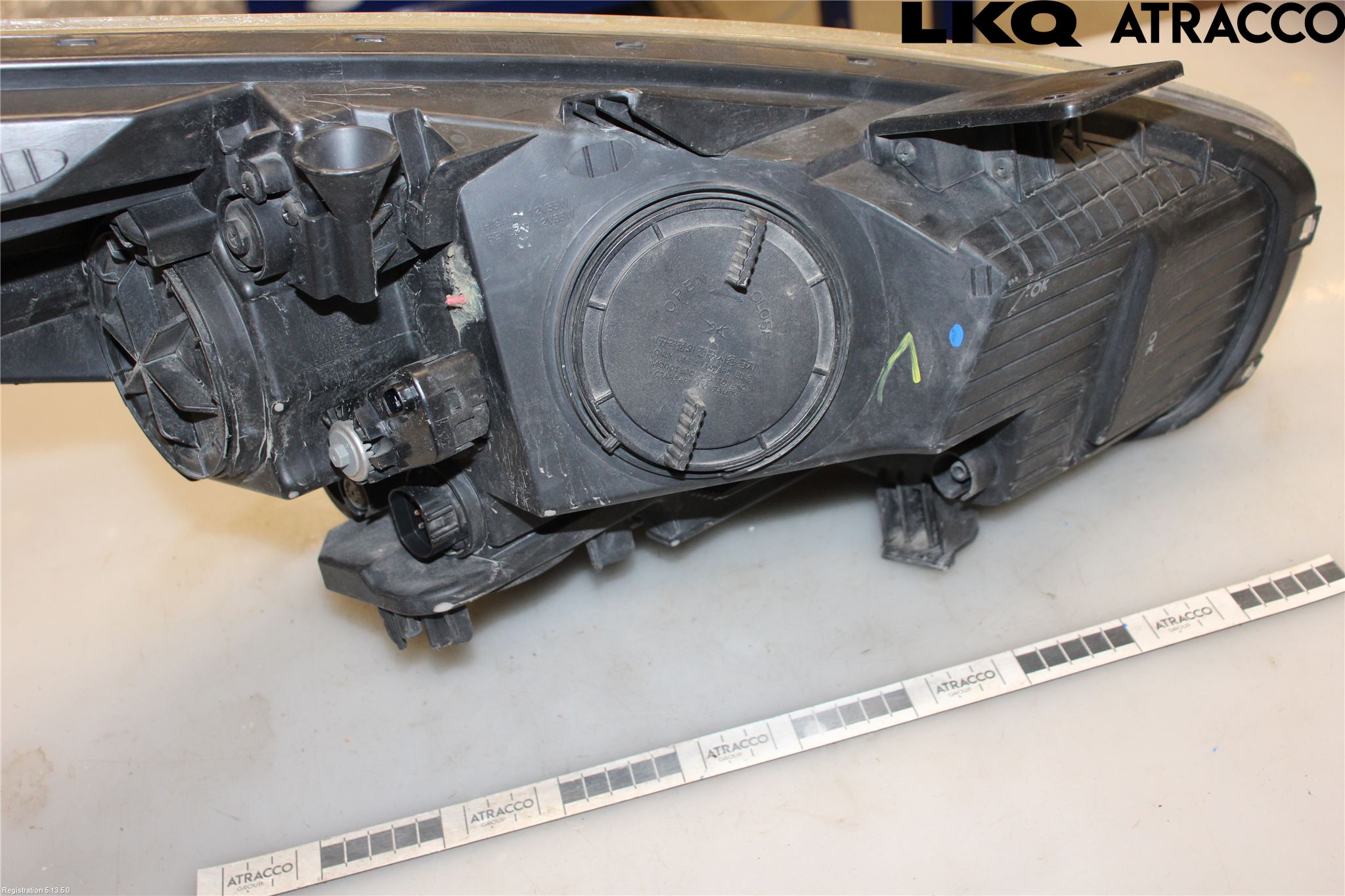 Kia CARENS III 13-19 Strålkastare Vänster