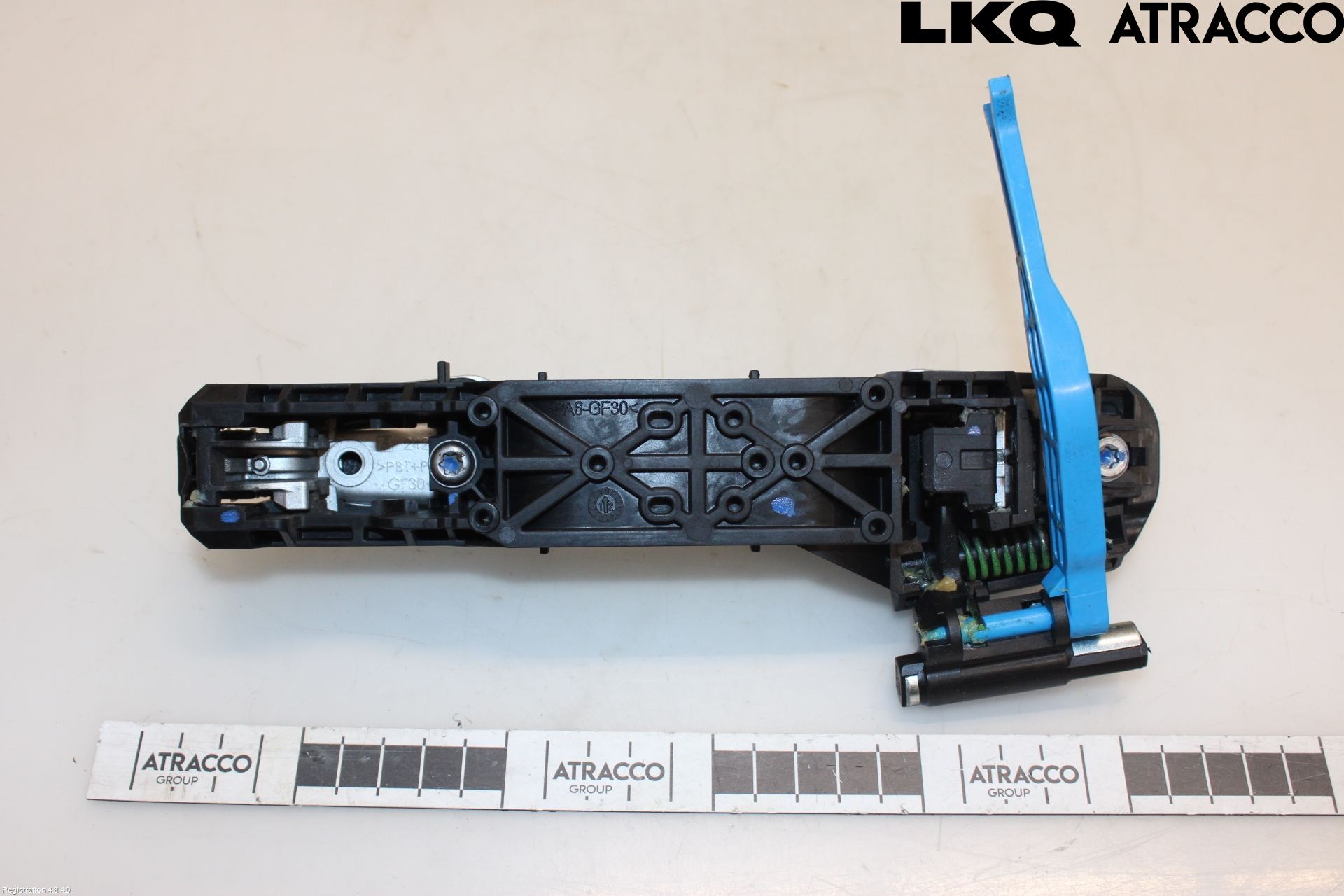 Toyota YARIS XP130 12-14 Dörrhandtag Yttre Vä