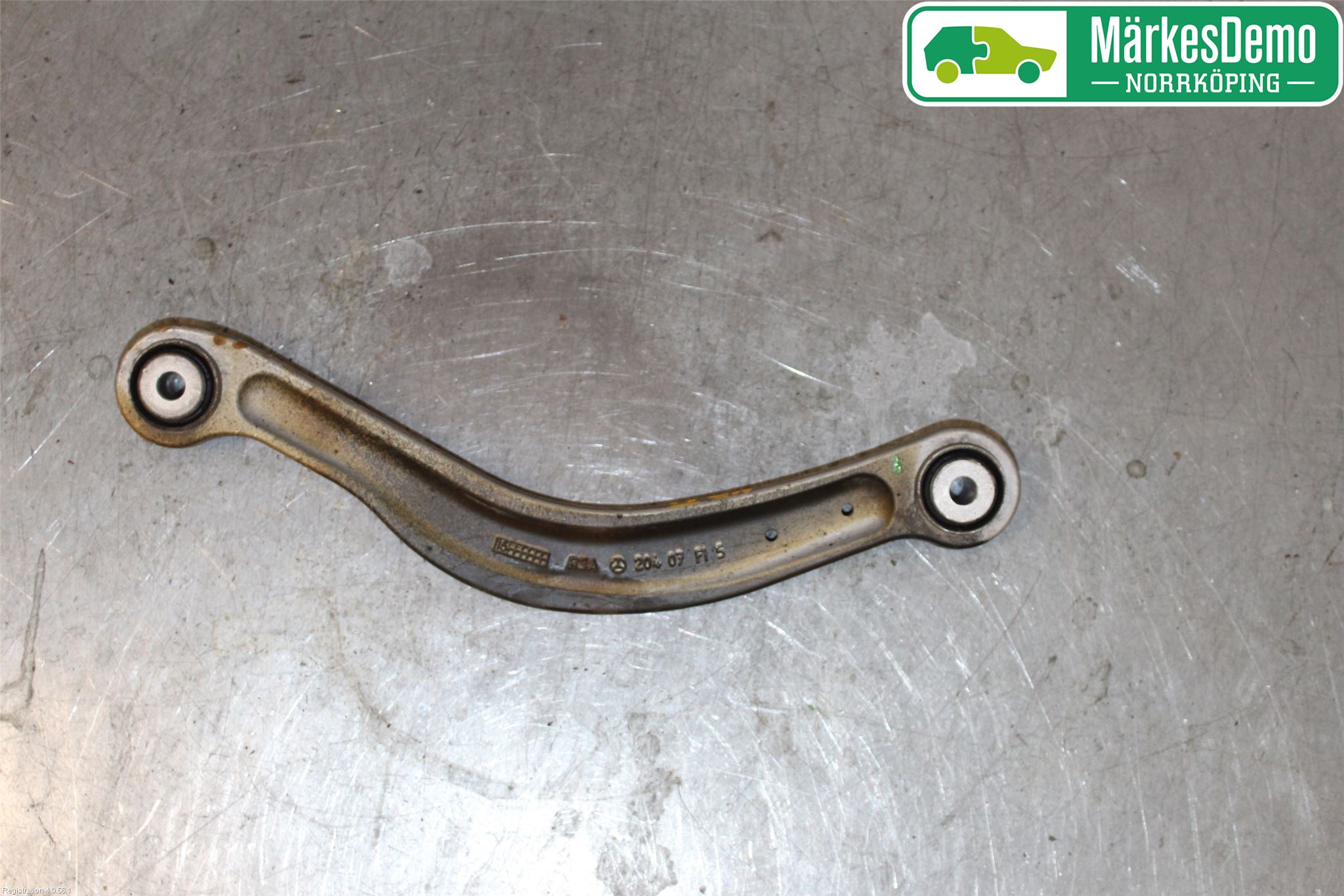 Mercedes-Benz MB E-KLASS (W212) 09-16 Bärarm Bak Övre Höger