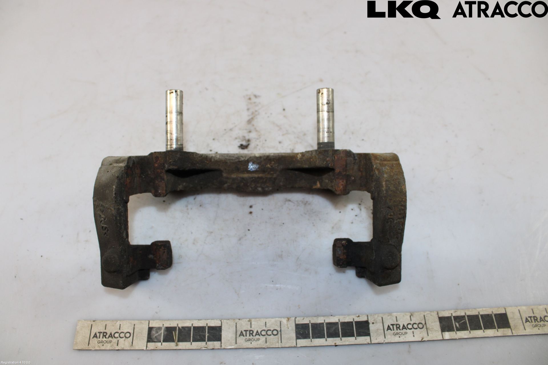 Volvo V90 17->> Bromsokshållare