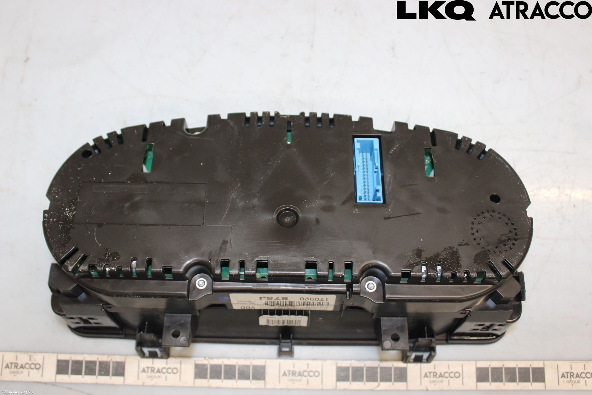 Volkswagen VW TOURAN 10-15 Instrument Komb