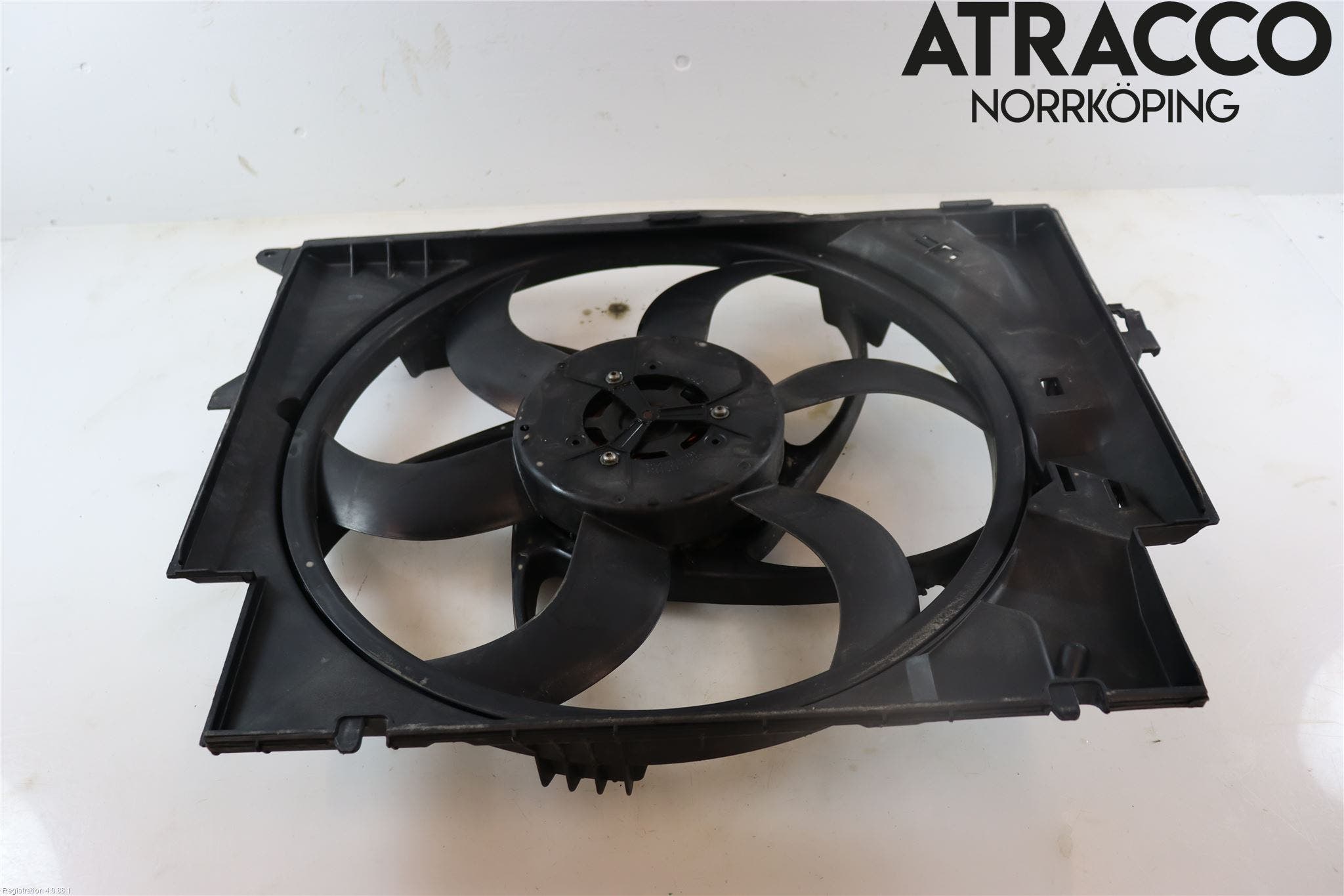 BMW 1 E87/81 5D/3D 03-11 Kylfläkt El