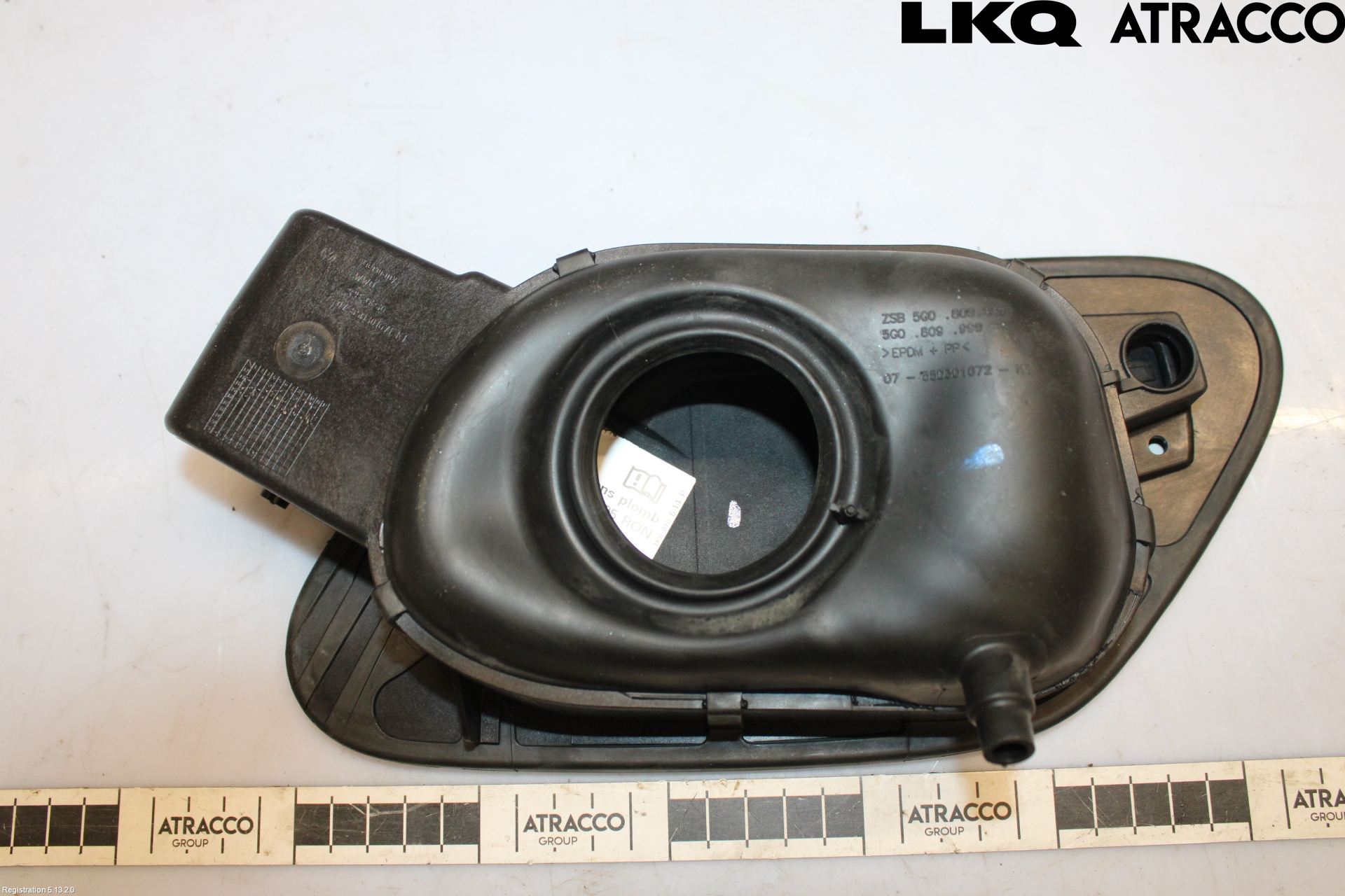 Volkswagen VW GOLF / E-GOLF VII 13-20 Tanklucka