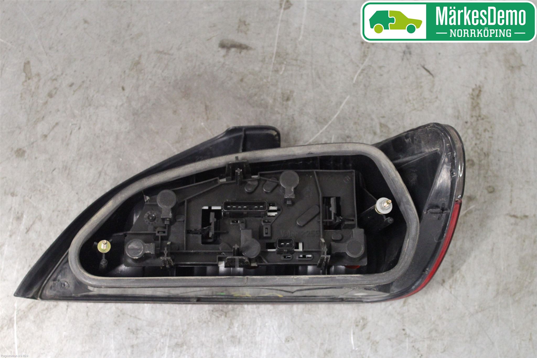Peugeot 406     96-99 Bakljus Vänster