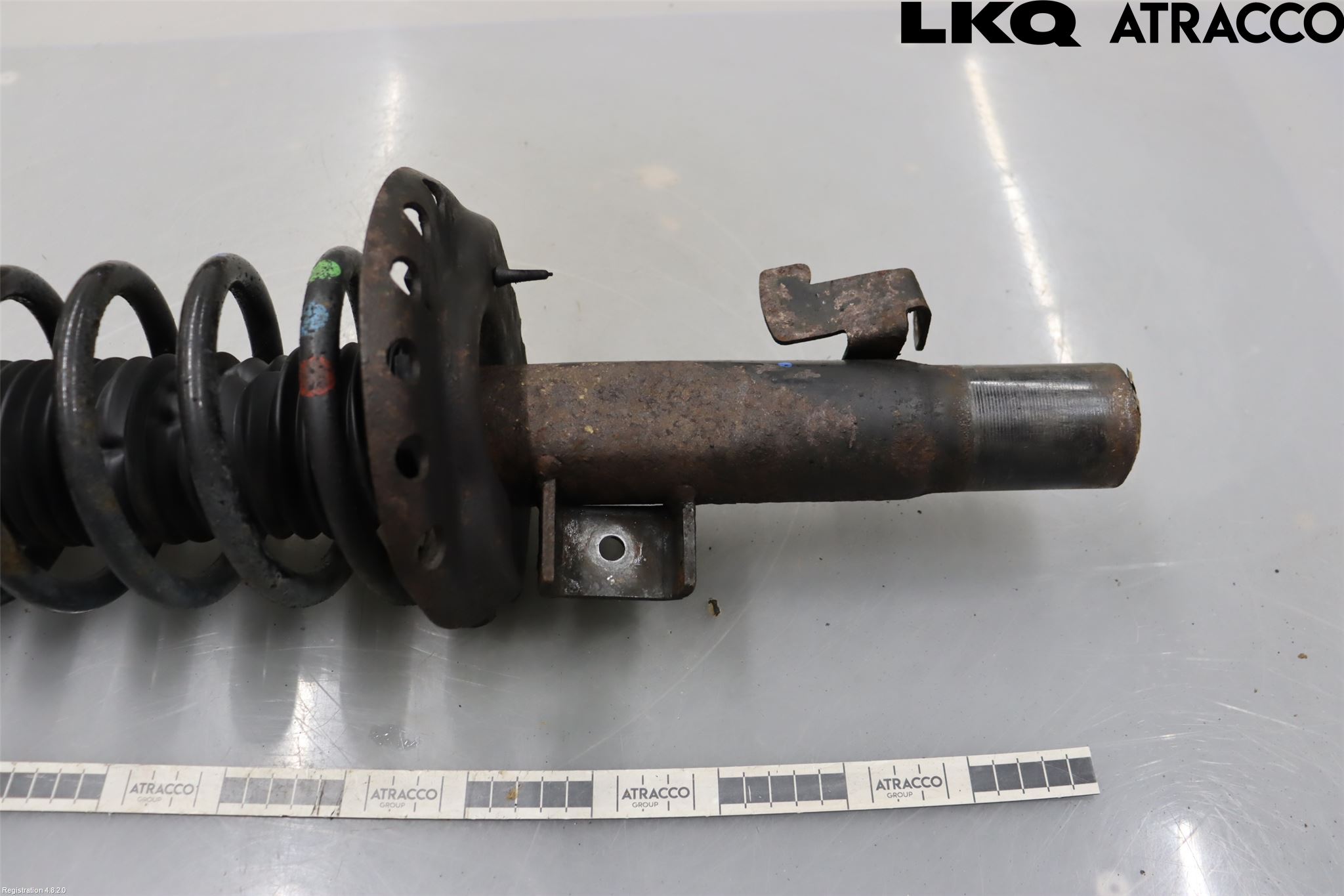 Volvo V60 11-13 Fjäderben Fram Höger