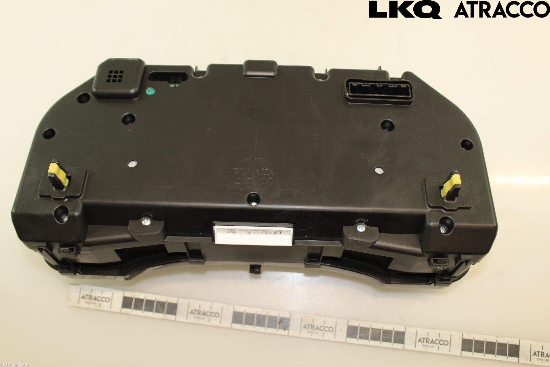 Toyota AVENSIS 09-15 Instrument Komb