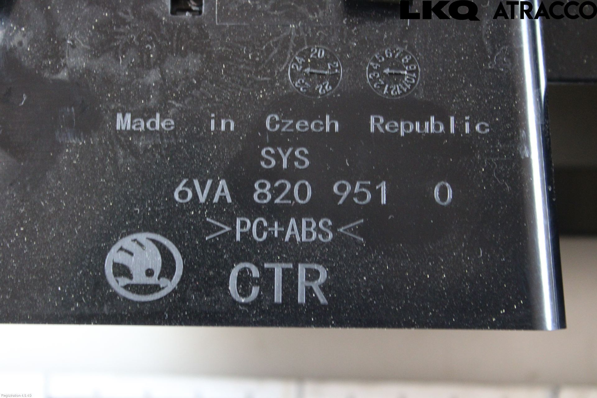 Skoda FABIA 22- Defrosterkanal-Munstycke