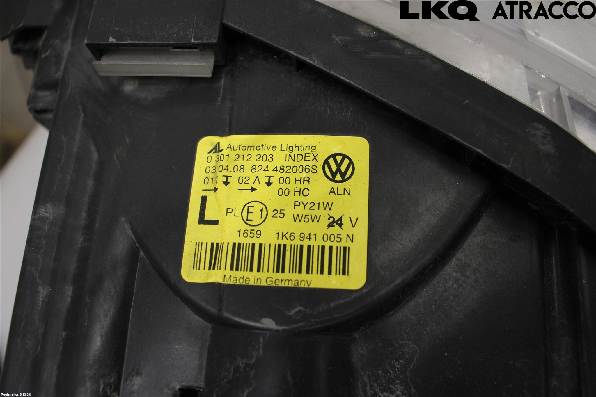 Volkswagen VW GOLF V 04-09 Strålkastare Vänster