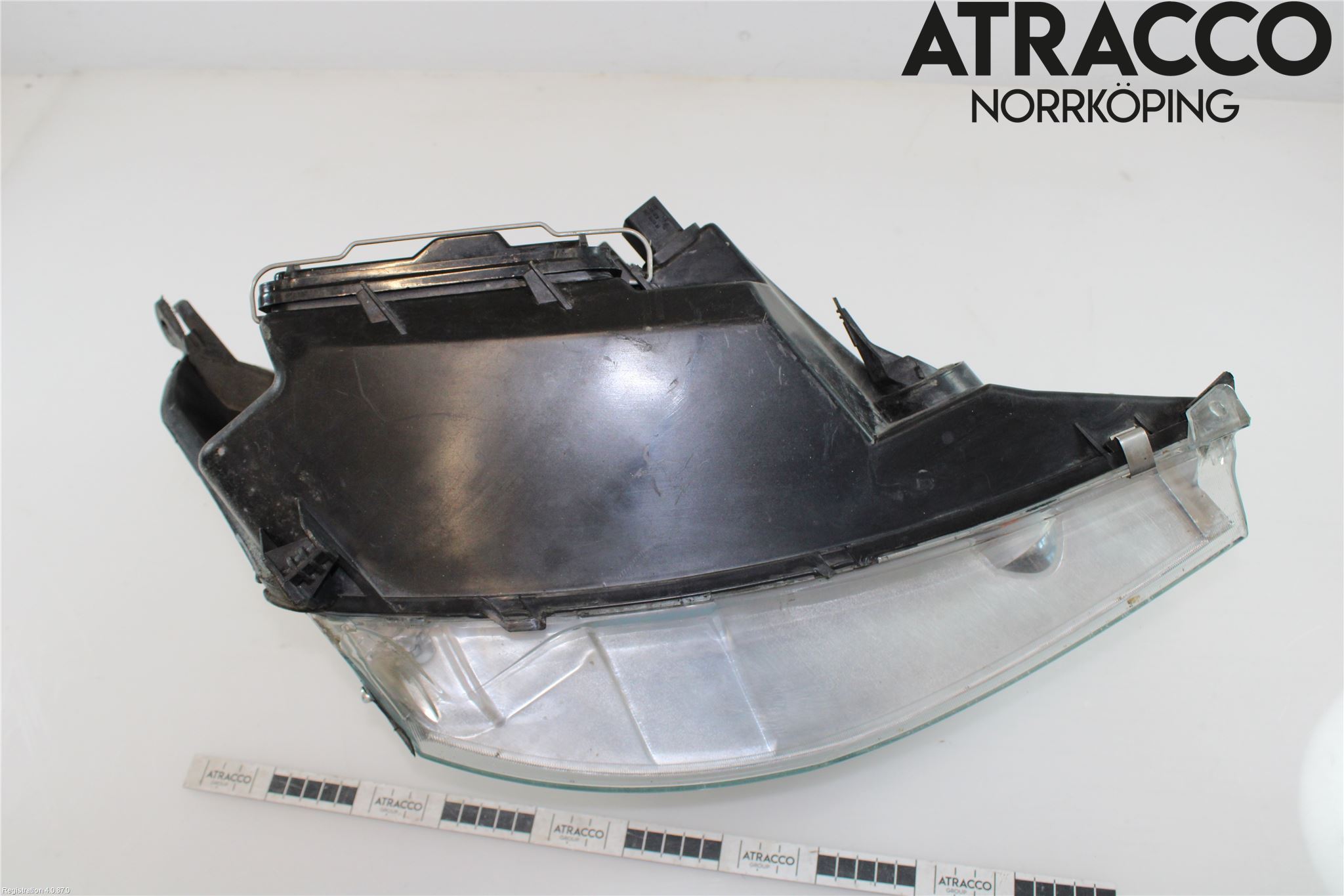 Ford FOCUS     99-04 Strålkastare Vänster