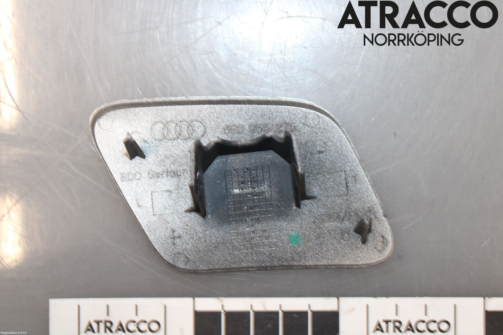 Audi A4/S4 01-05 Spolarmunstycke Strålkastare