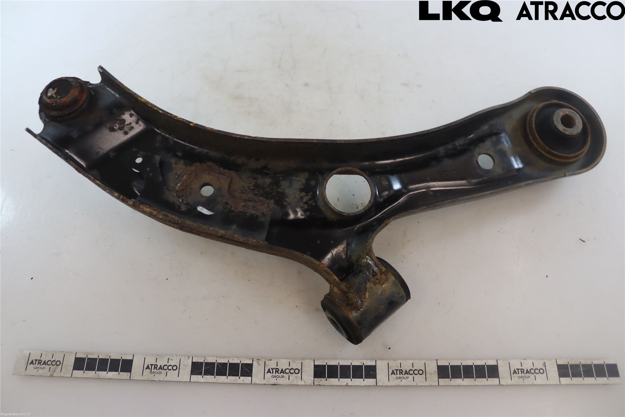 Suzuki SWIFT 11-16 Bärarm Fram Undre Vä