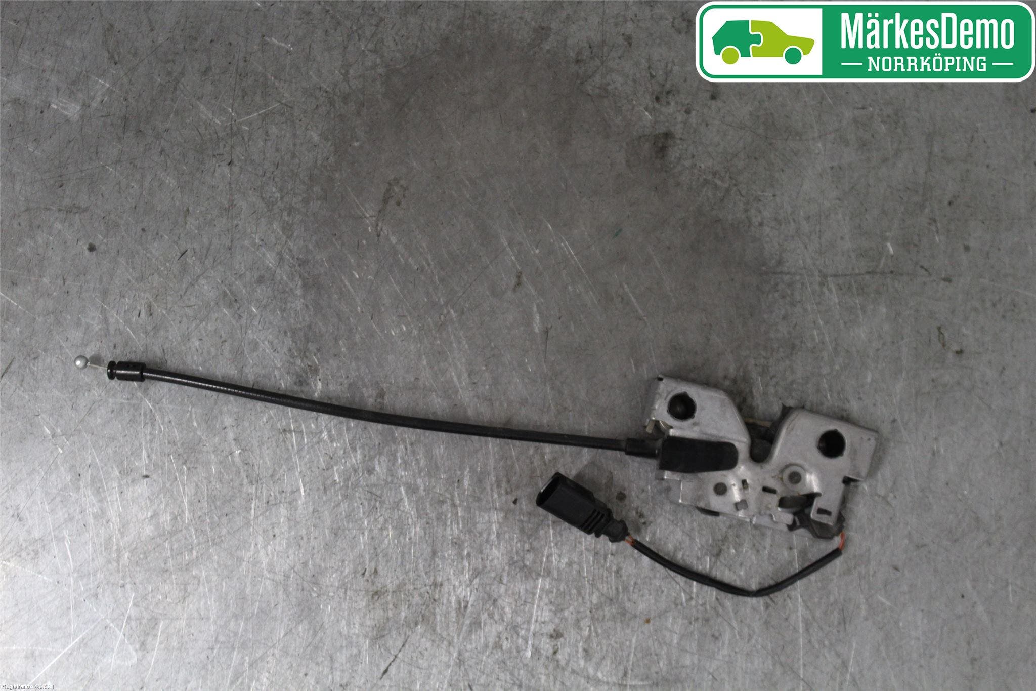 Skoda KAROQ 18- Huvlås