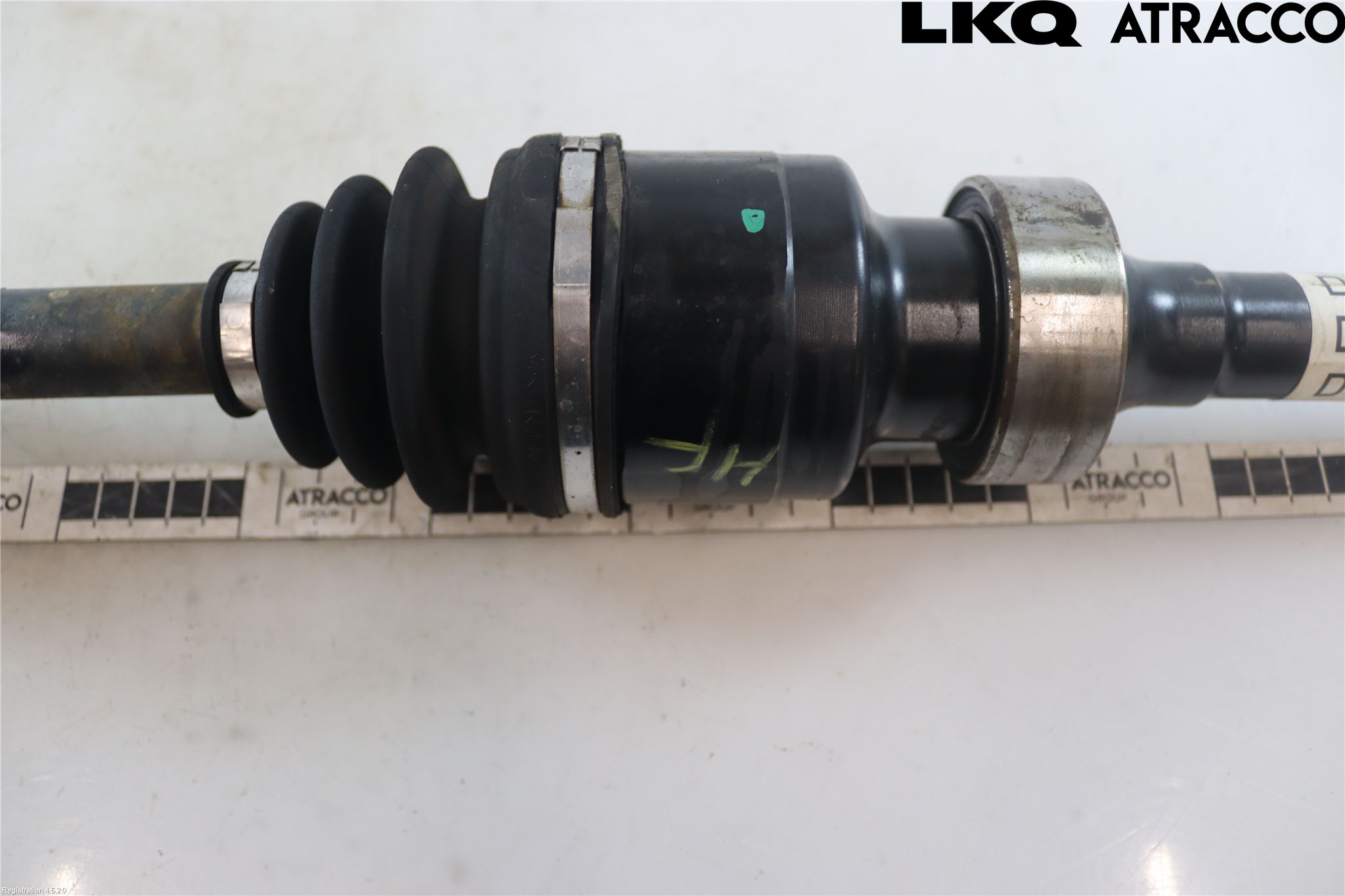 Mazda CX-30 20- Drivaxel Fram Höger