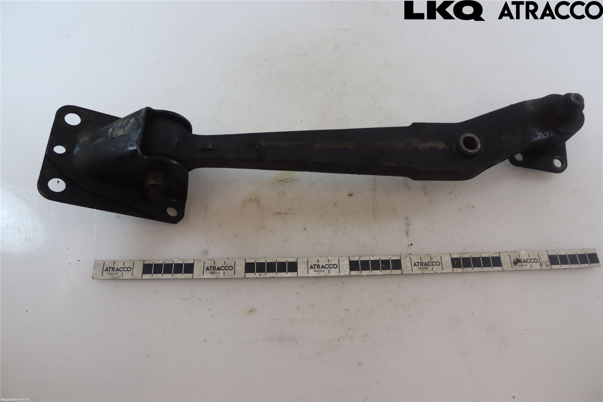 Husbil, husvagn HUSBIL ÖVRIGT Bärarm Fram Undre Vä