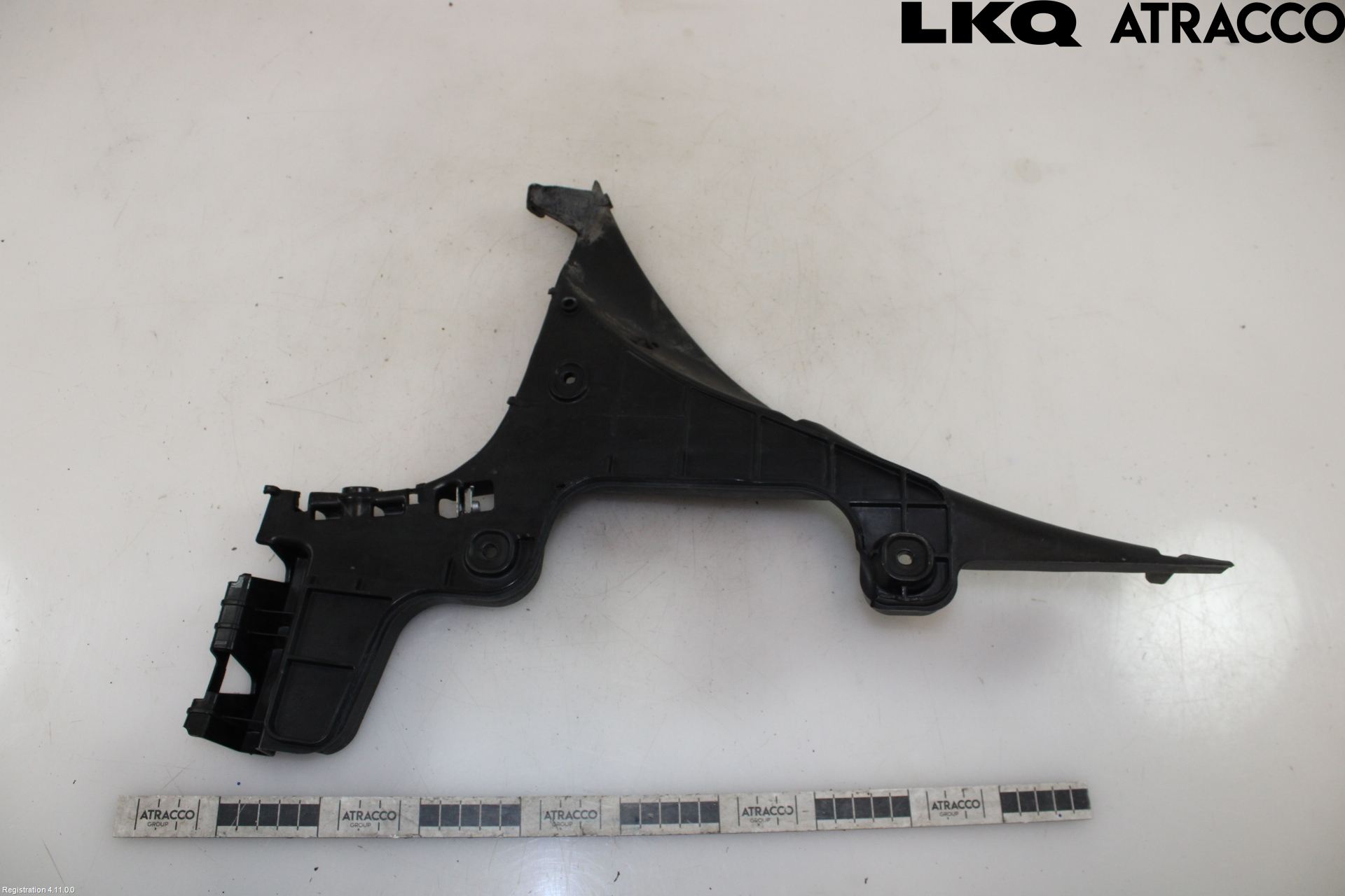 Audi A3/S3     96-03 Stötfångarfäste Bak Vä