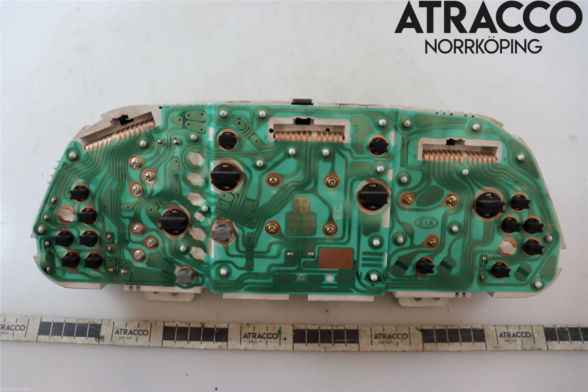 Kia SEPHIA     99-01 Instrument Komb
