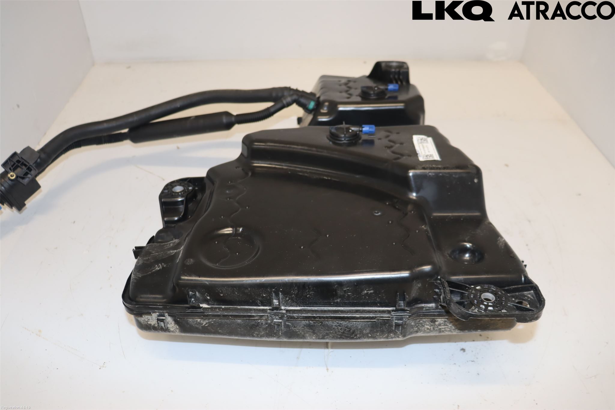 Volkswagen VW TIGUAN 16-24 Adblue Tank