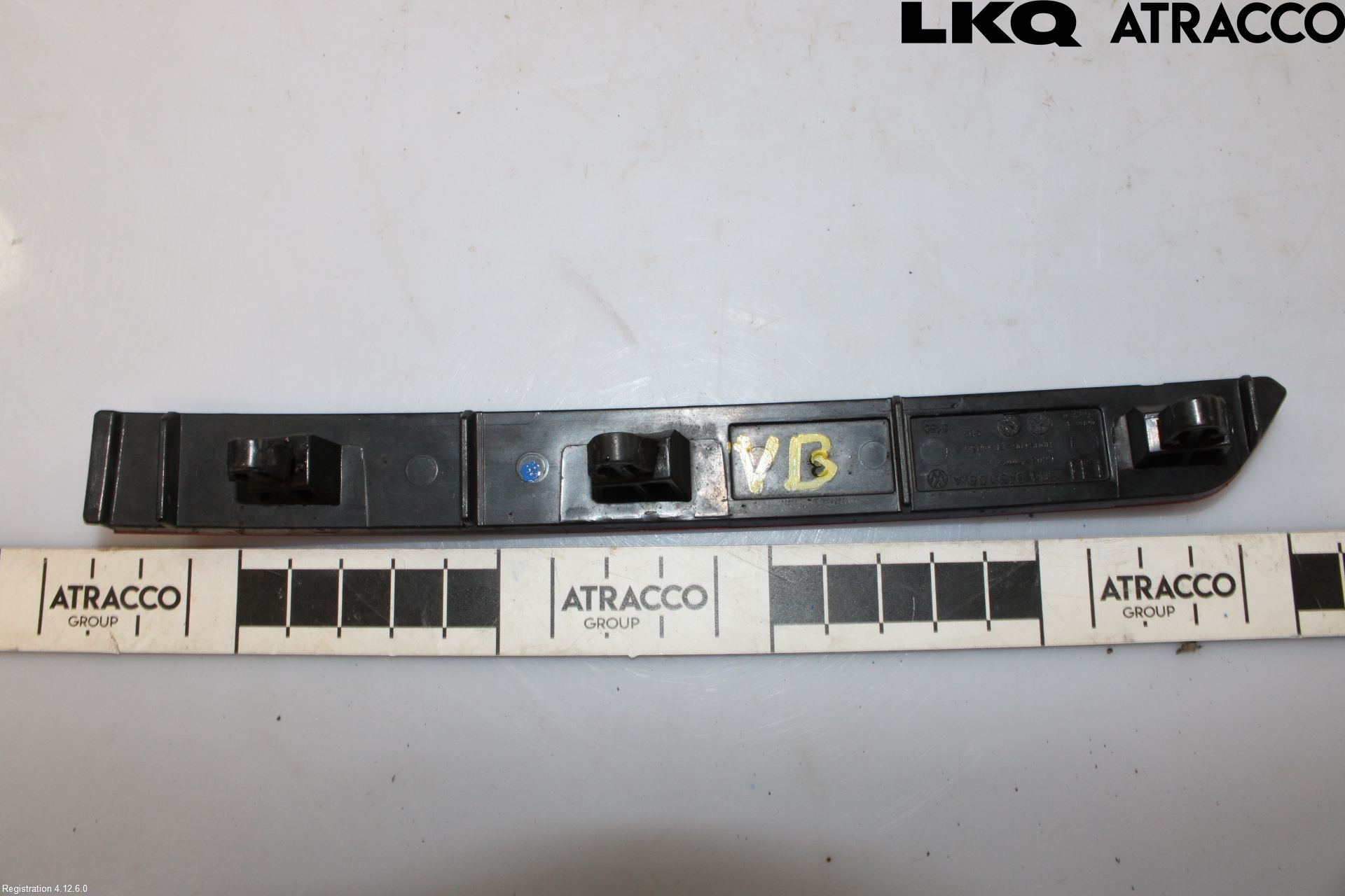 Volkswagen VW TIGUAN 16-24 Dimljus/Reflex Bak