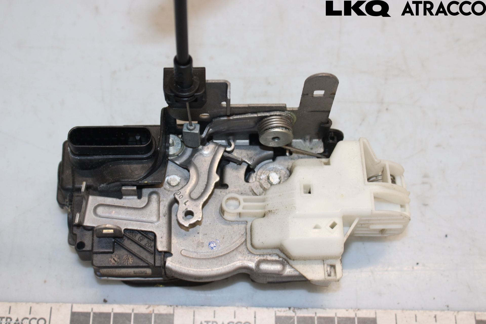 Volvo V40 12-19 Låskista-Dörrlås