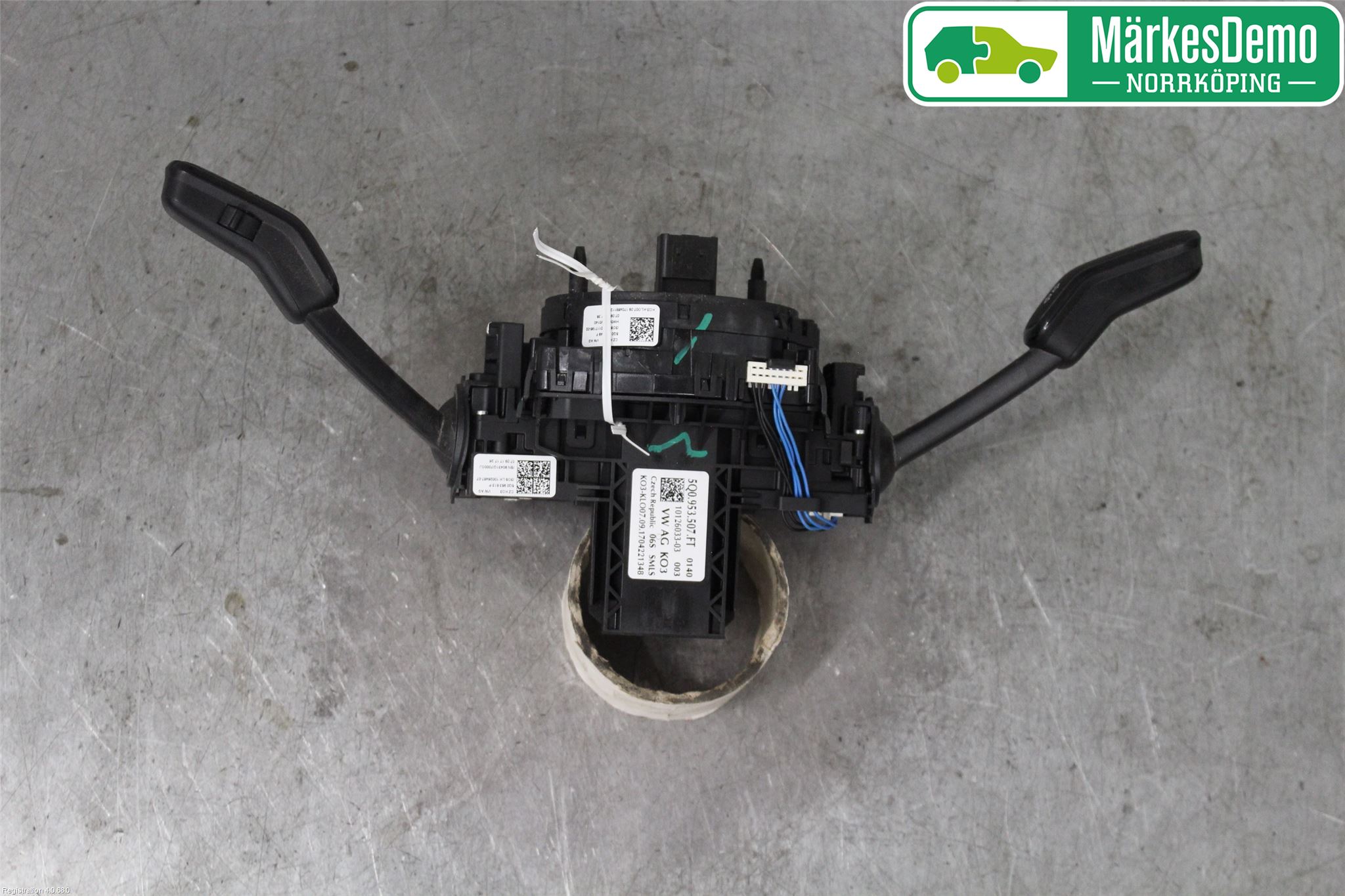 Volkswagen VW GOLF / E-GOLF VII 13-20 Spakcentral