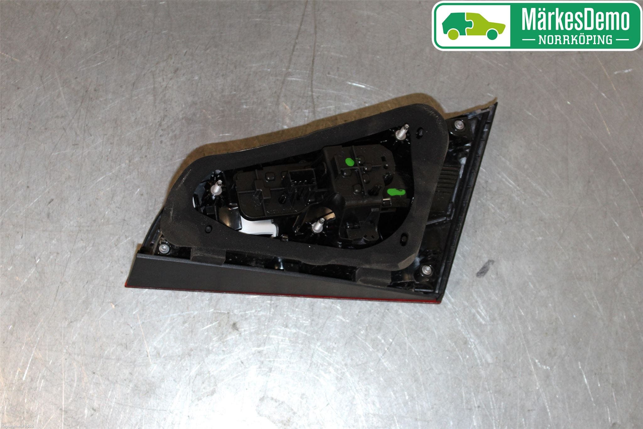 Audi A3/S3 8V 13-20 Bakljus Lucka Vä