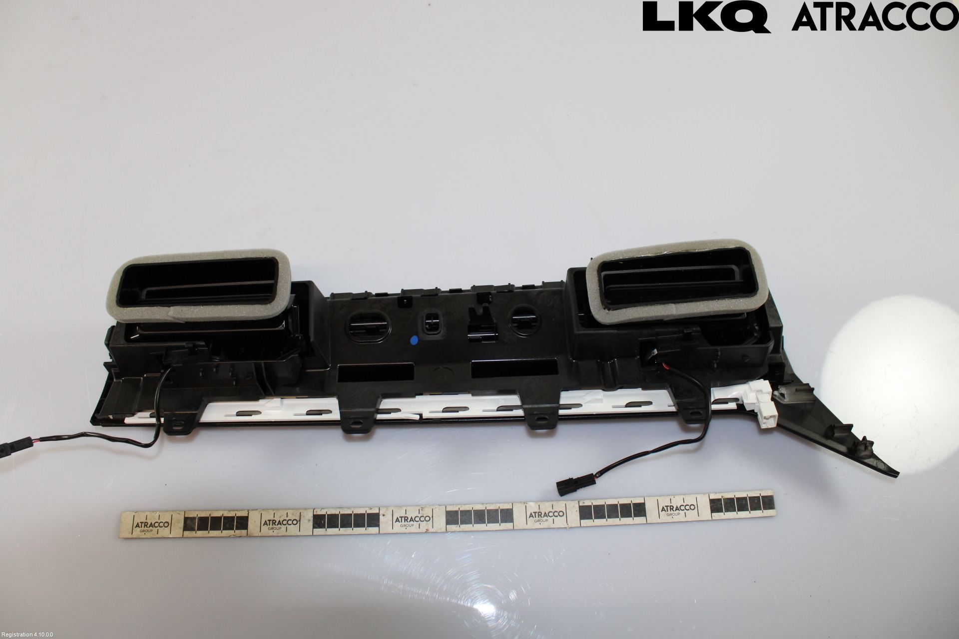 Volkswagen VW TOUAREG CR 18- Defrosterkanal-Munstycke