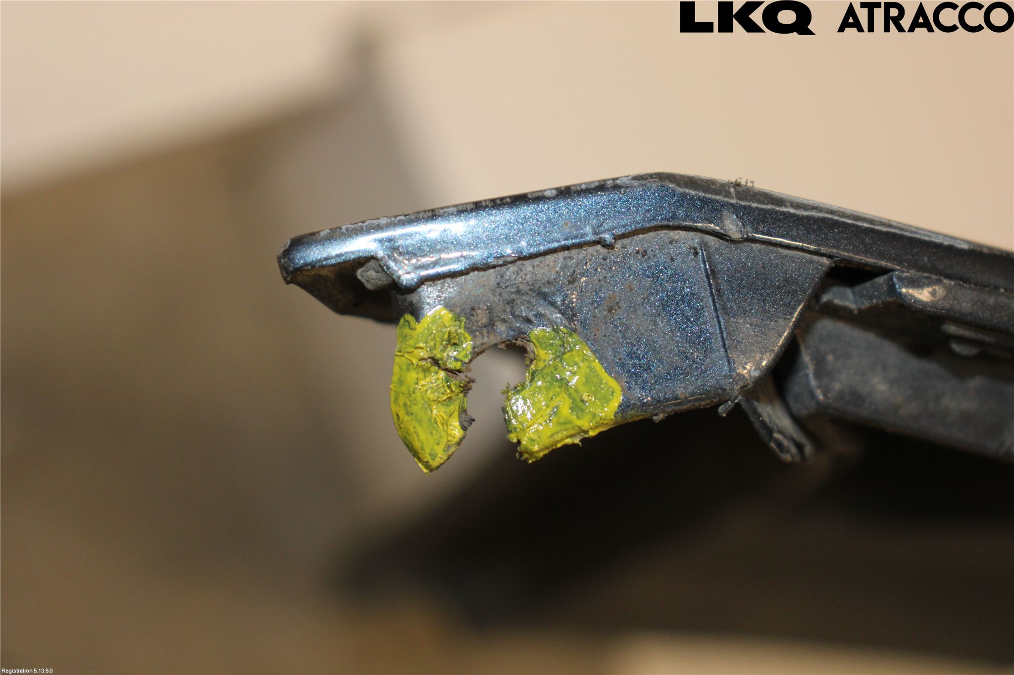 Volkswagen VW GOLF V 04-09 Stötfångarbeklädnad Fram