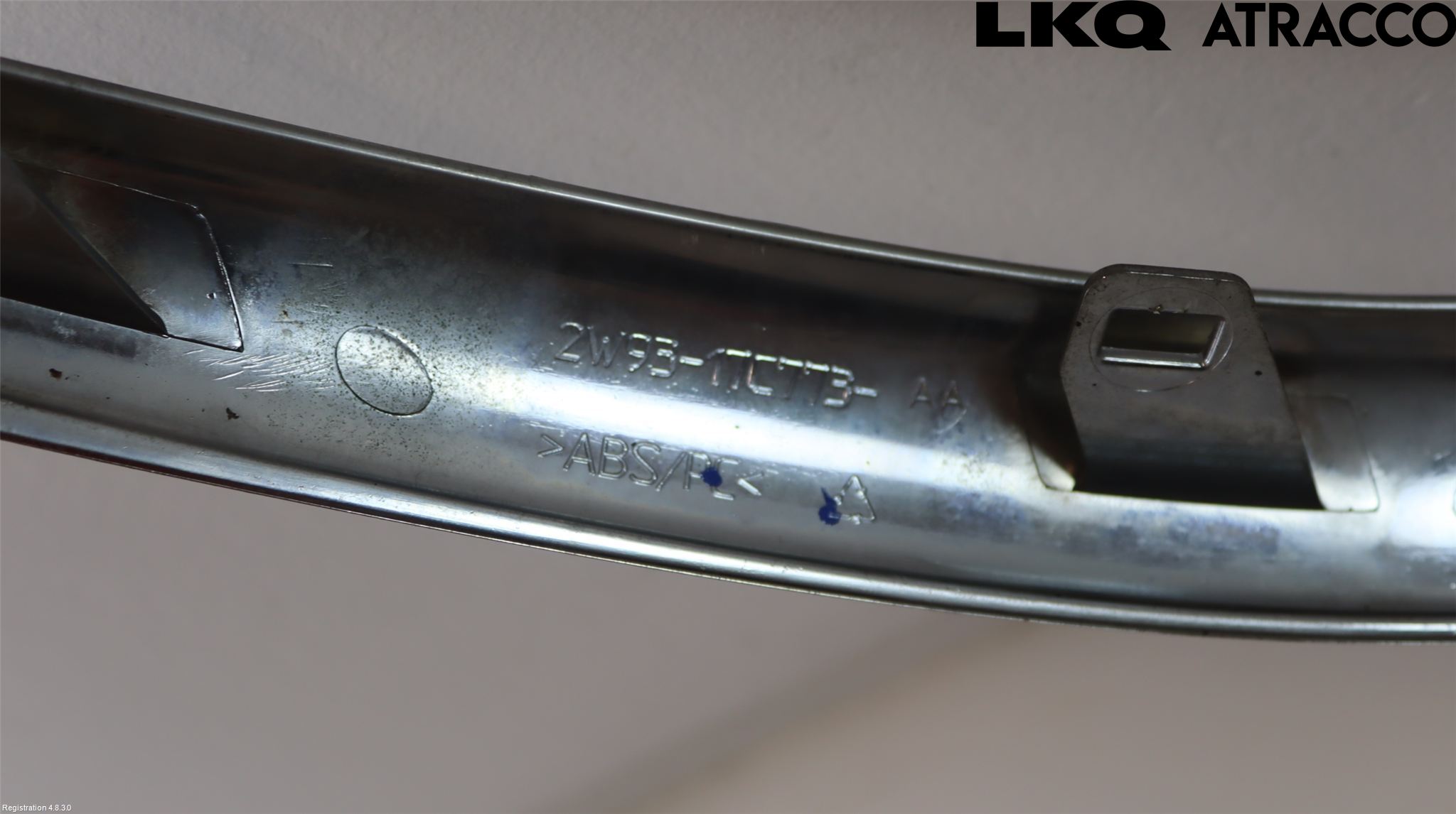 Jaguar XJ X350        03-09 Dörr Dekorlist Bak Vä
