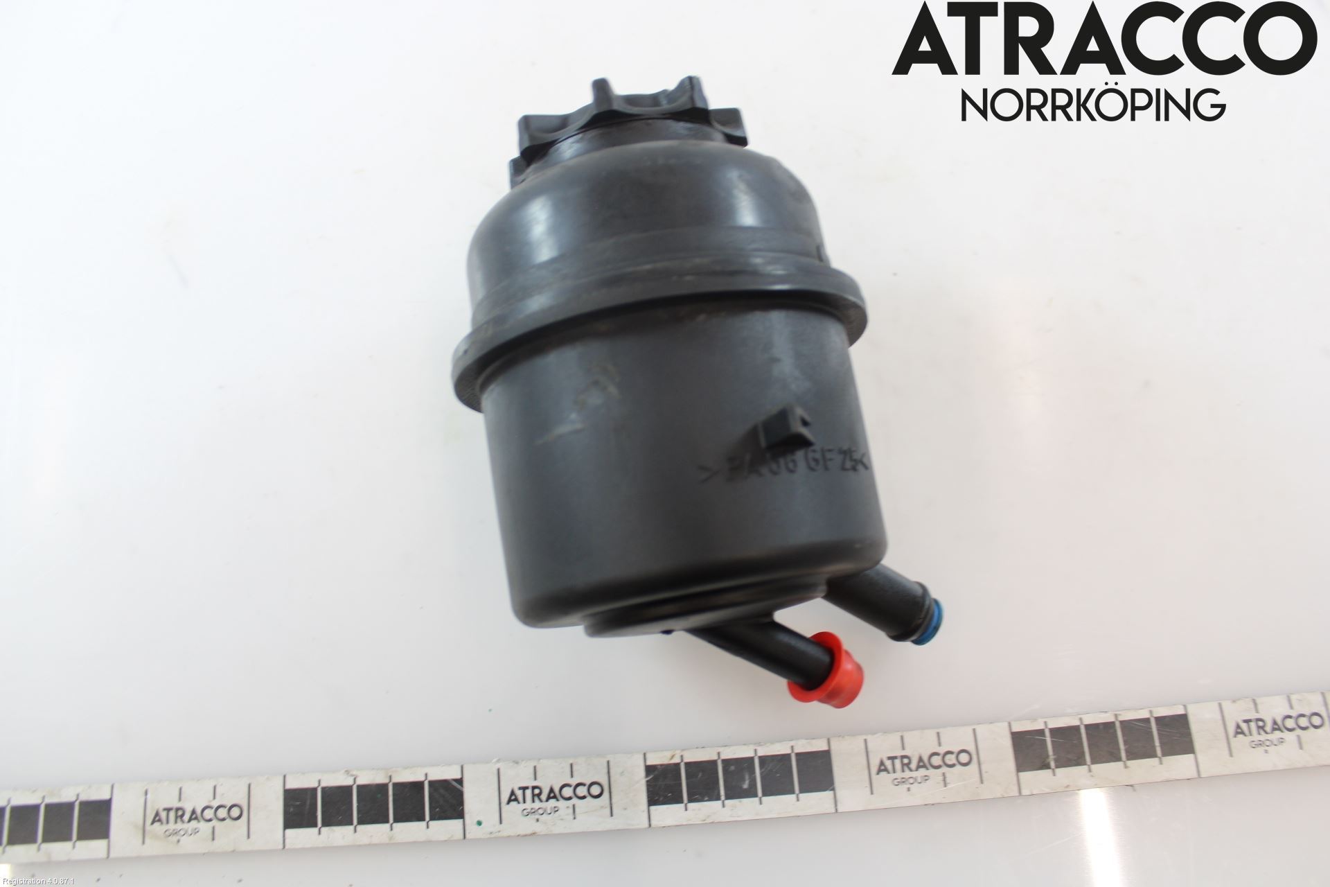 Saab 9-5     06-10 Styrservooljebehållare