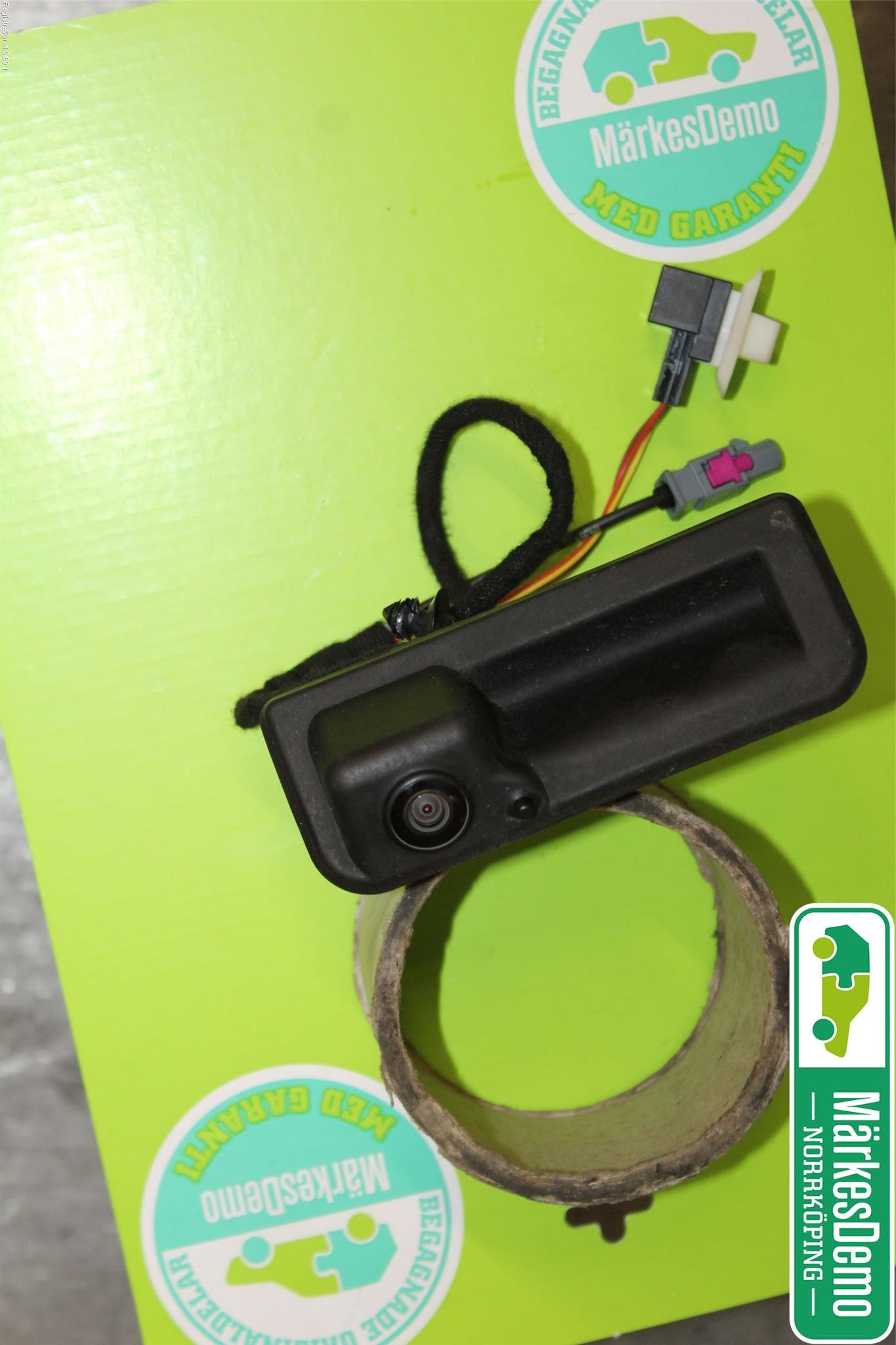 Skoda KAMIQ 20- Bakluckehandtag