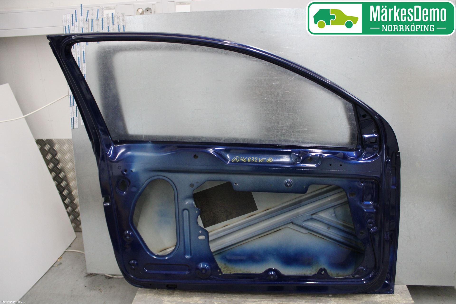 Volkswagen VW GOLF VI 09-13 Dörr 2D Vänster