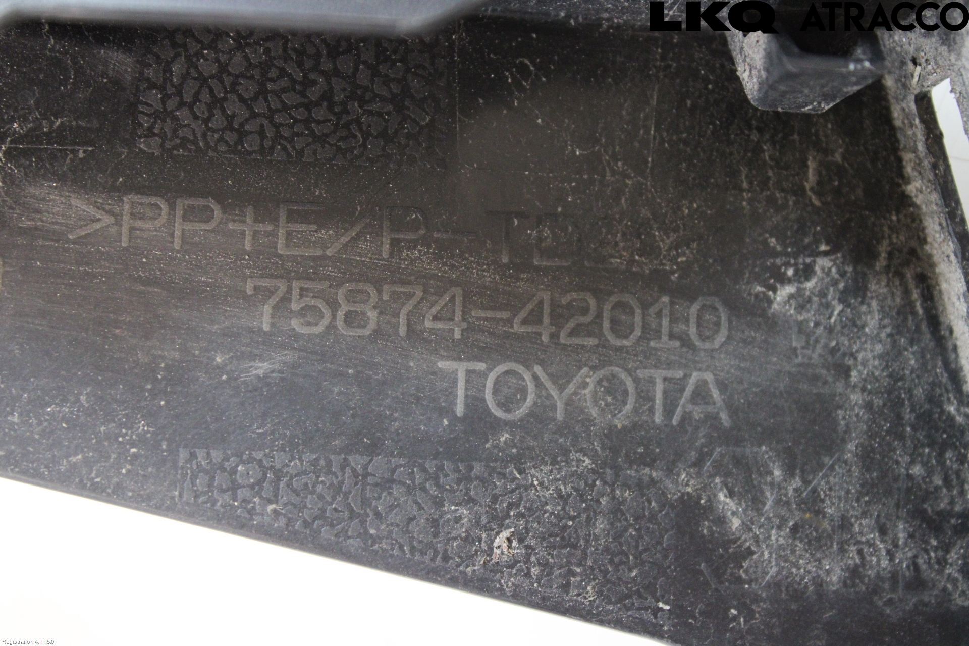 Toyota RAV4 19- List Skärmkant