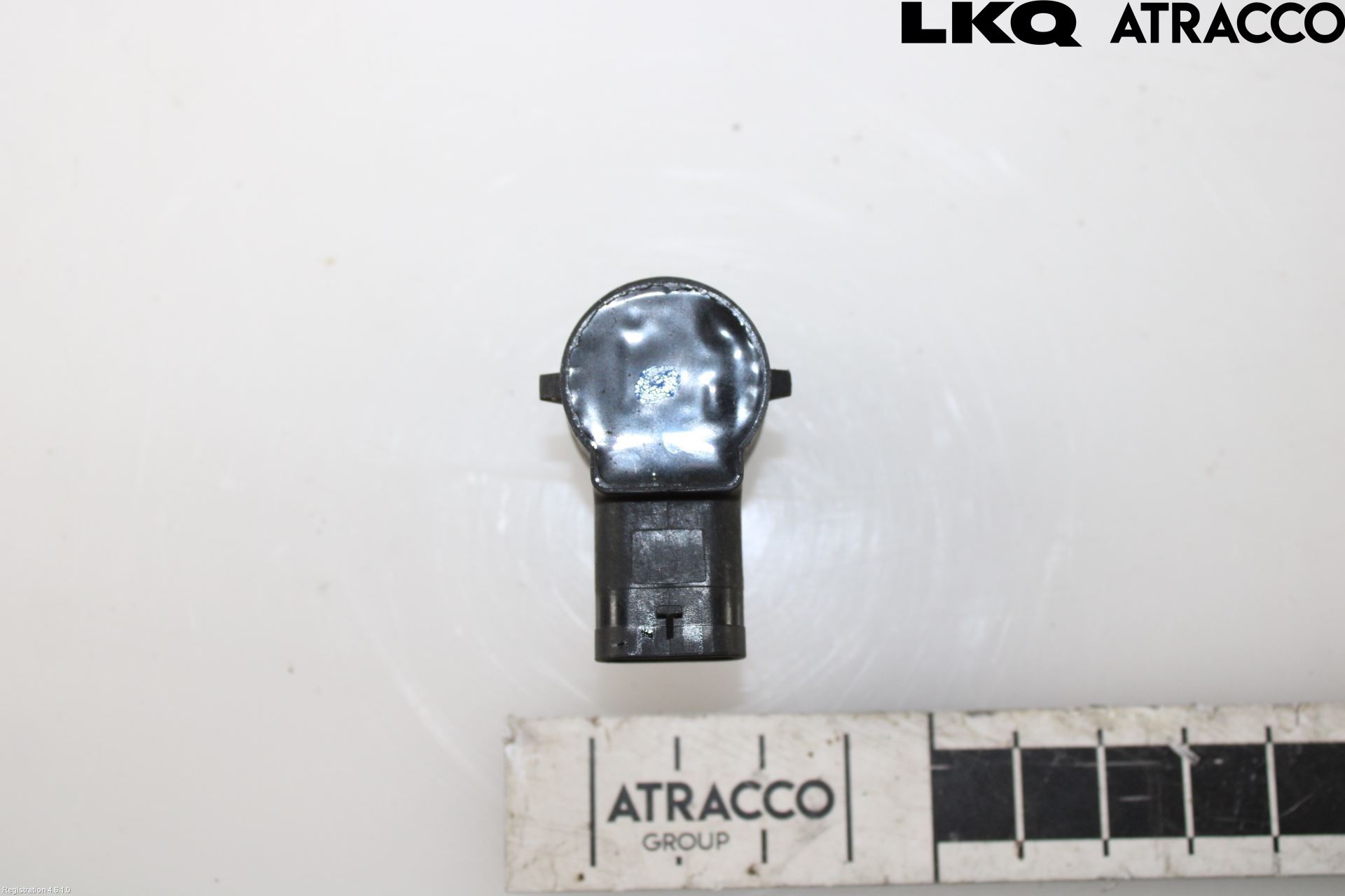 Volkswagen VW PASSAT 15-19 Parkeringshjälp Frontsensor