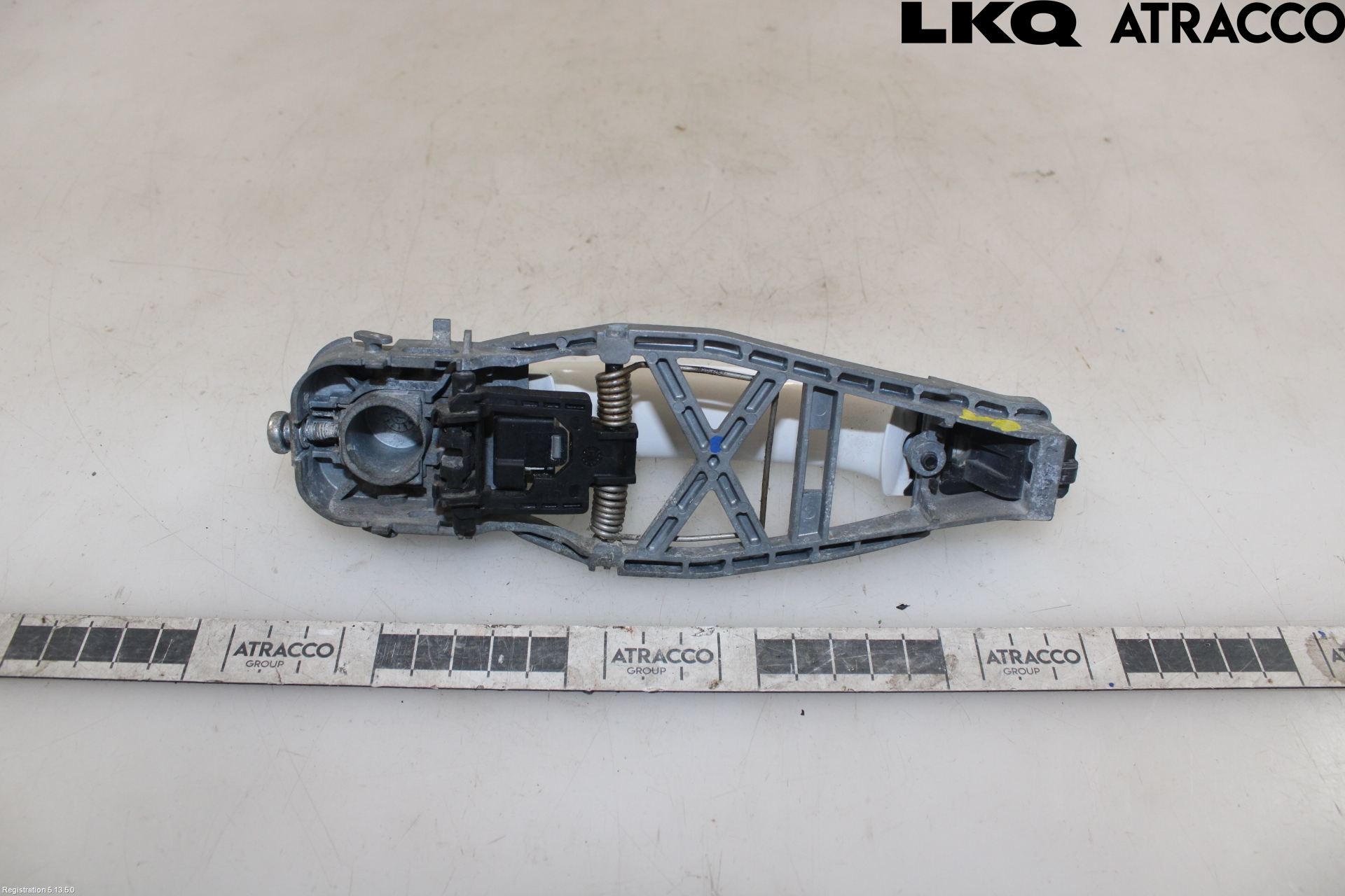 Volkswagen VW TOURAN 10-15 Dörrhandtag Yttre Vä