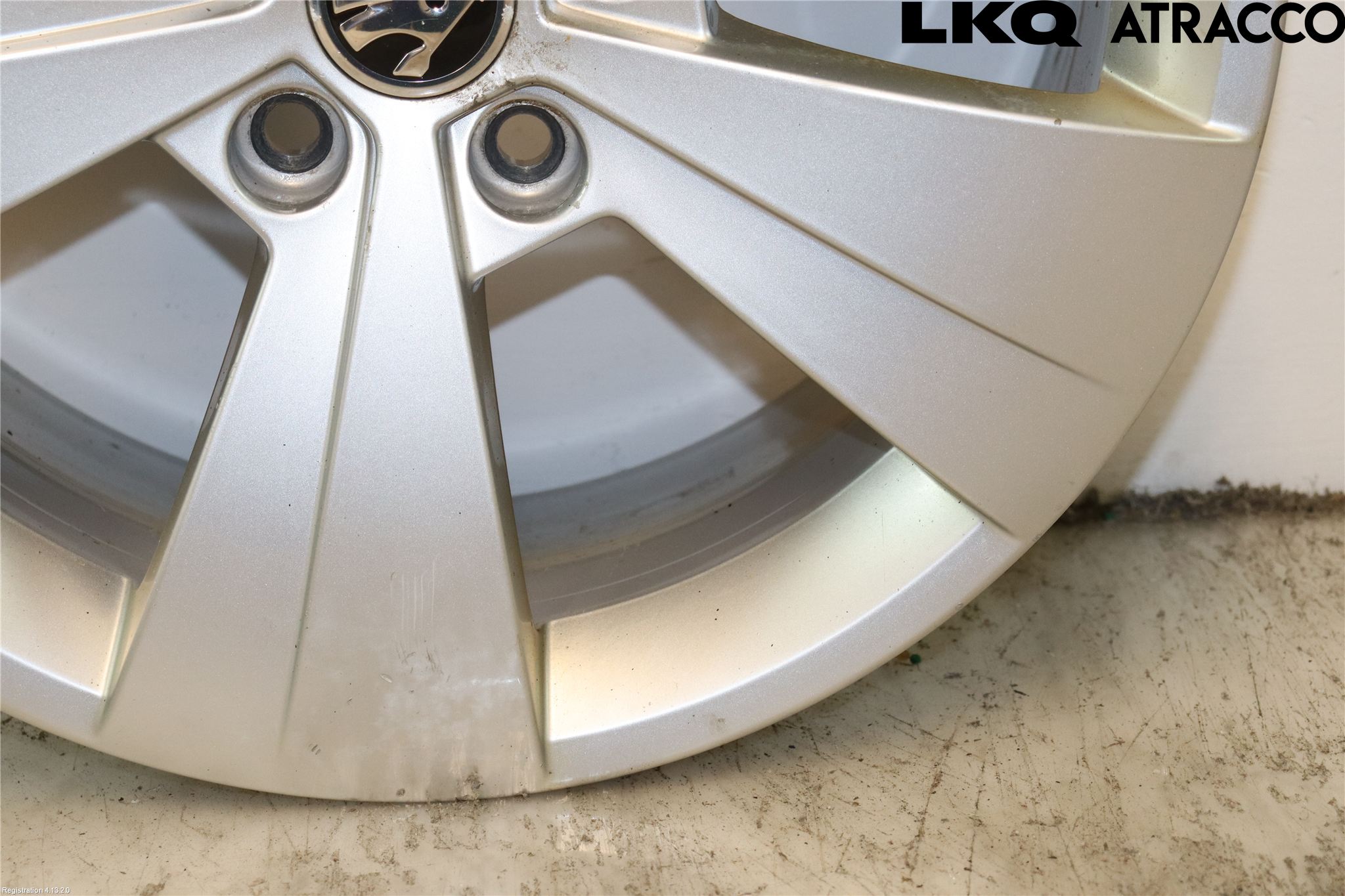 Skoda SUPERB 16-24 Fälg Aluminium