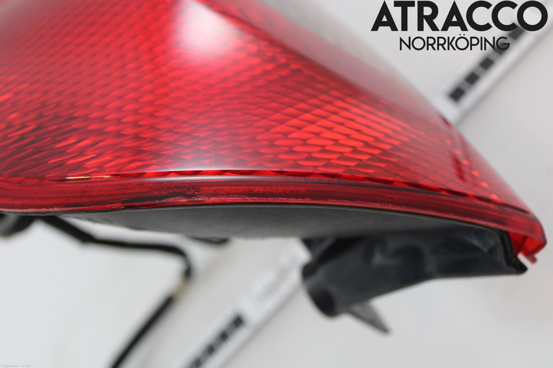 Nissan NOTE E11 06-14 Bakljus Vänster