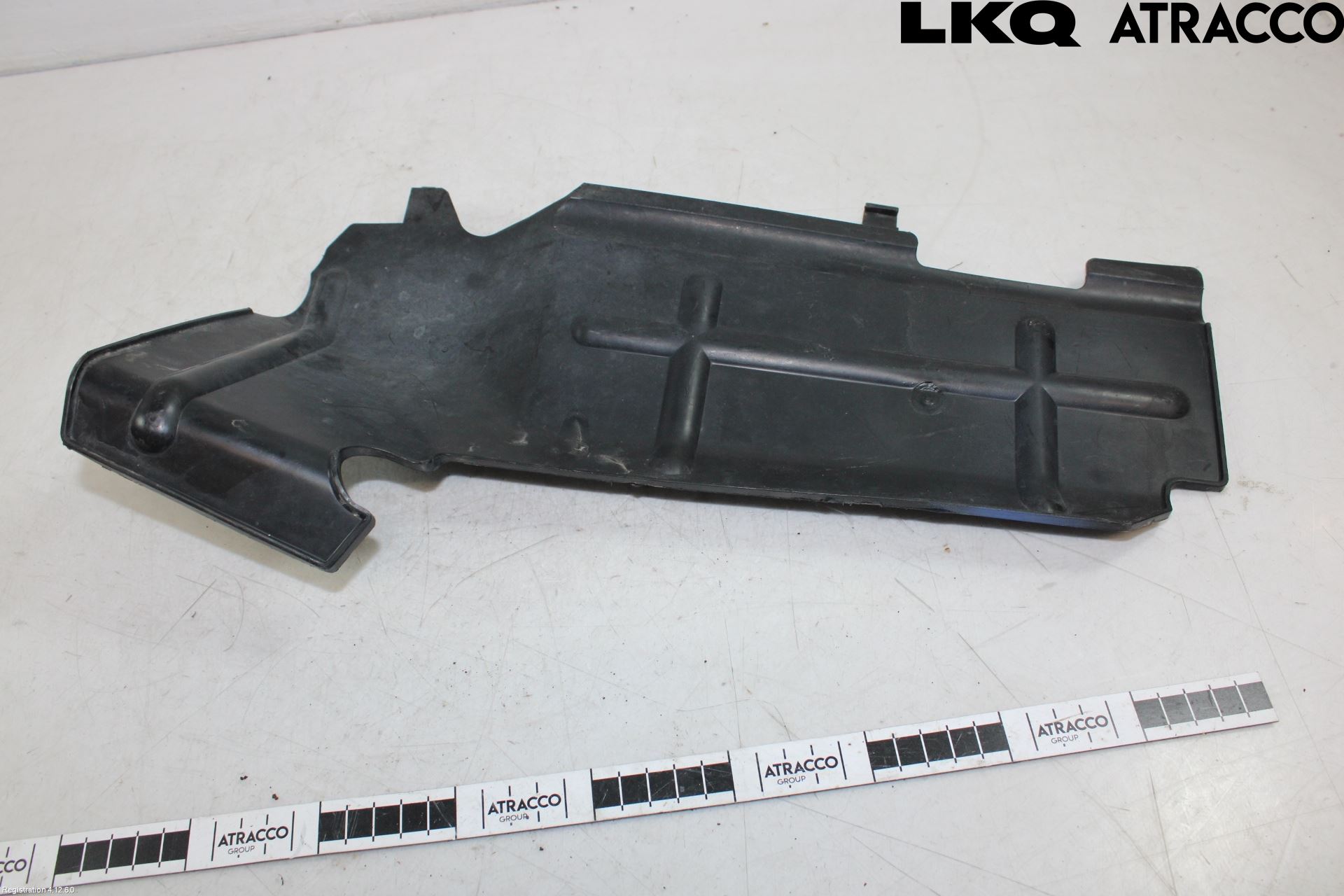 Renault TRAFIC   02-14 Deflektor Plåt-Plast Kylning