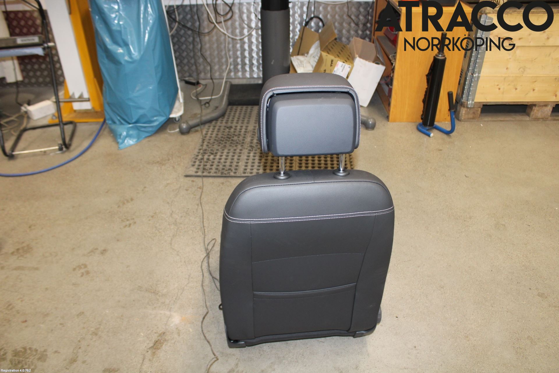 Volkswagen VW PASSAT 20-24 Inredning Stol Fram Hö
