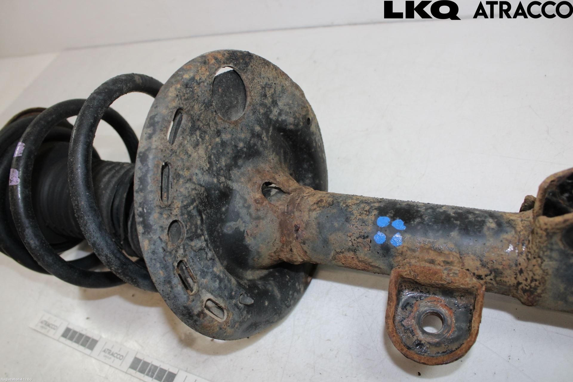 Toyota RAV 4 06-12 Fjäderben Fram Vänster