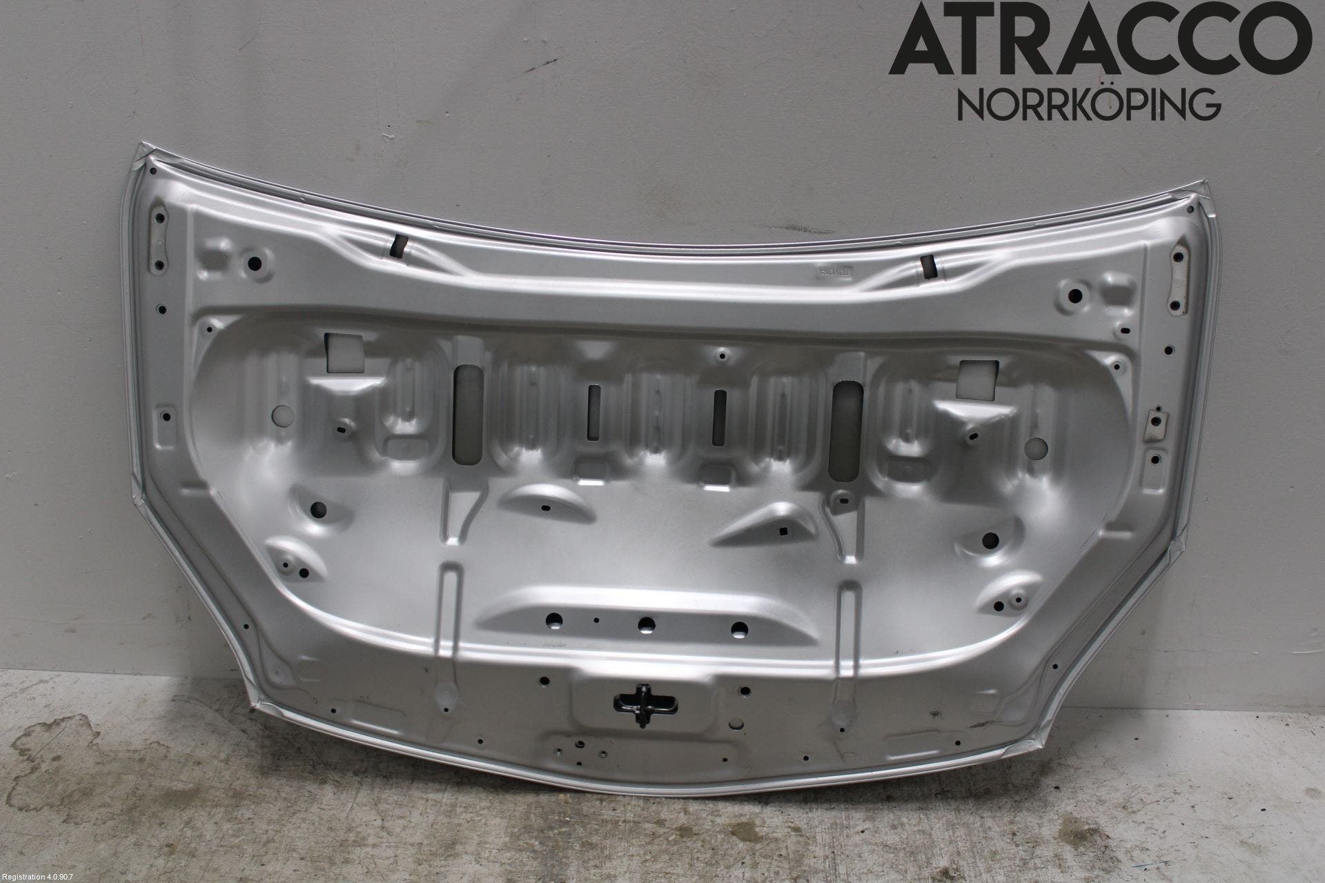 Toyota PRIUS ZVW30 09-20 Huv Fram